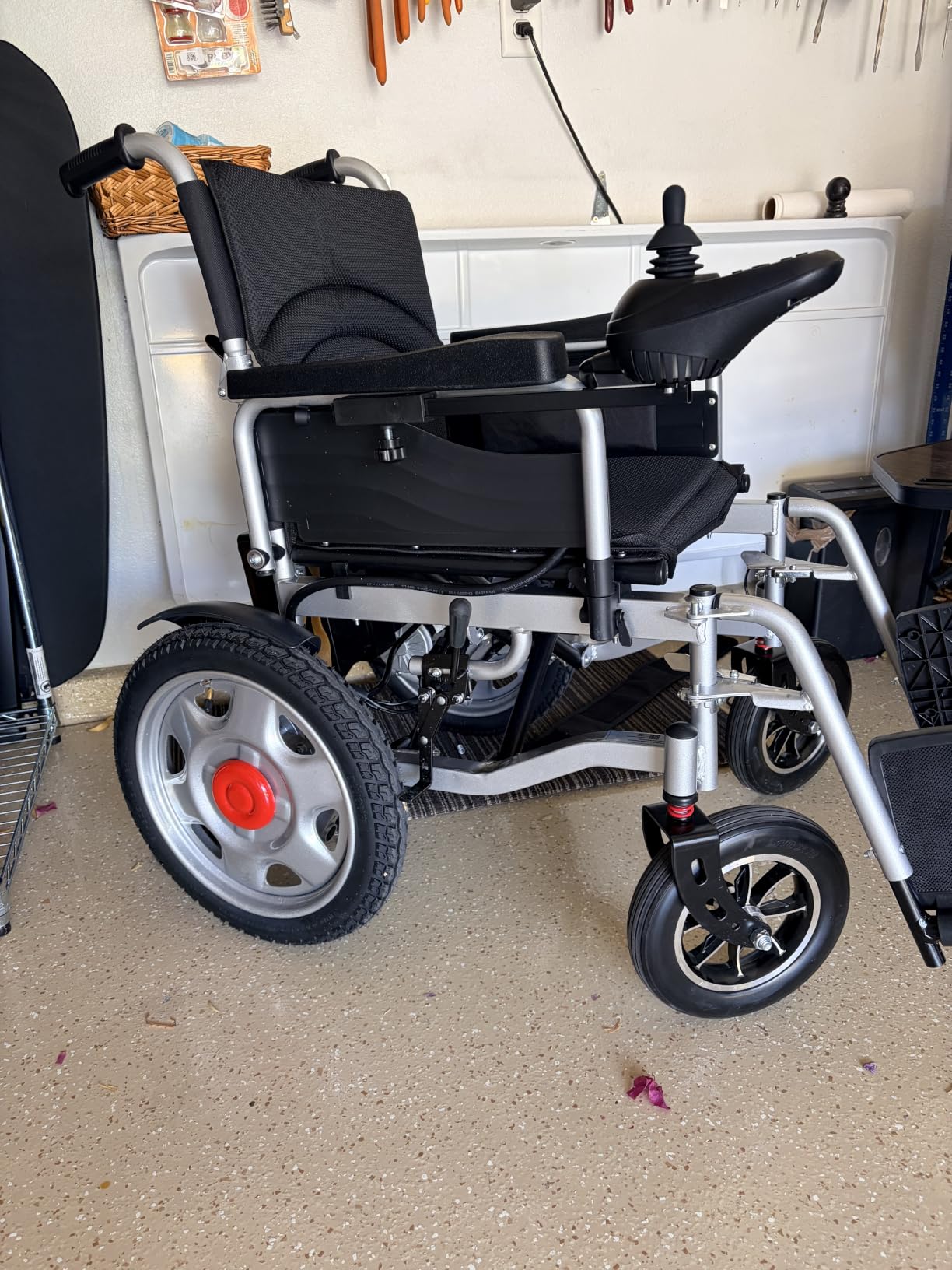 400LB Capacity Heavy-Duty Electric Wheelchair for Adults, Seniors | 20inch Extra Wide Seat, 500w Dual Motors, FSA&HSA Eligible, 15 Miles Long Travel Range, Foldable, All Terrain, Indoor&Outdoor Use customer photo 2