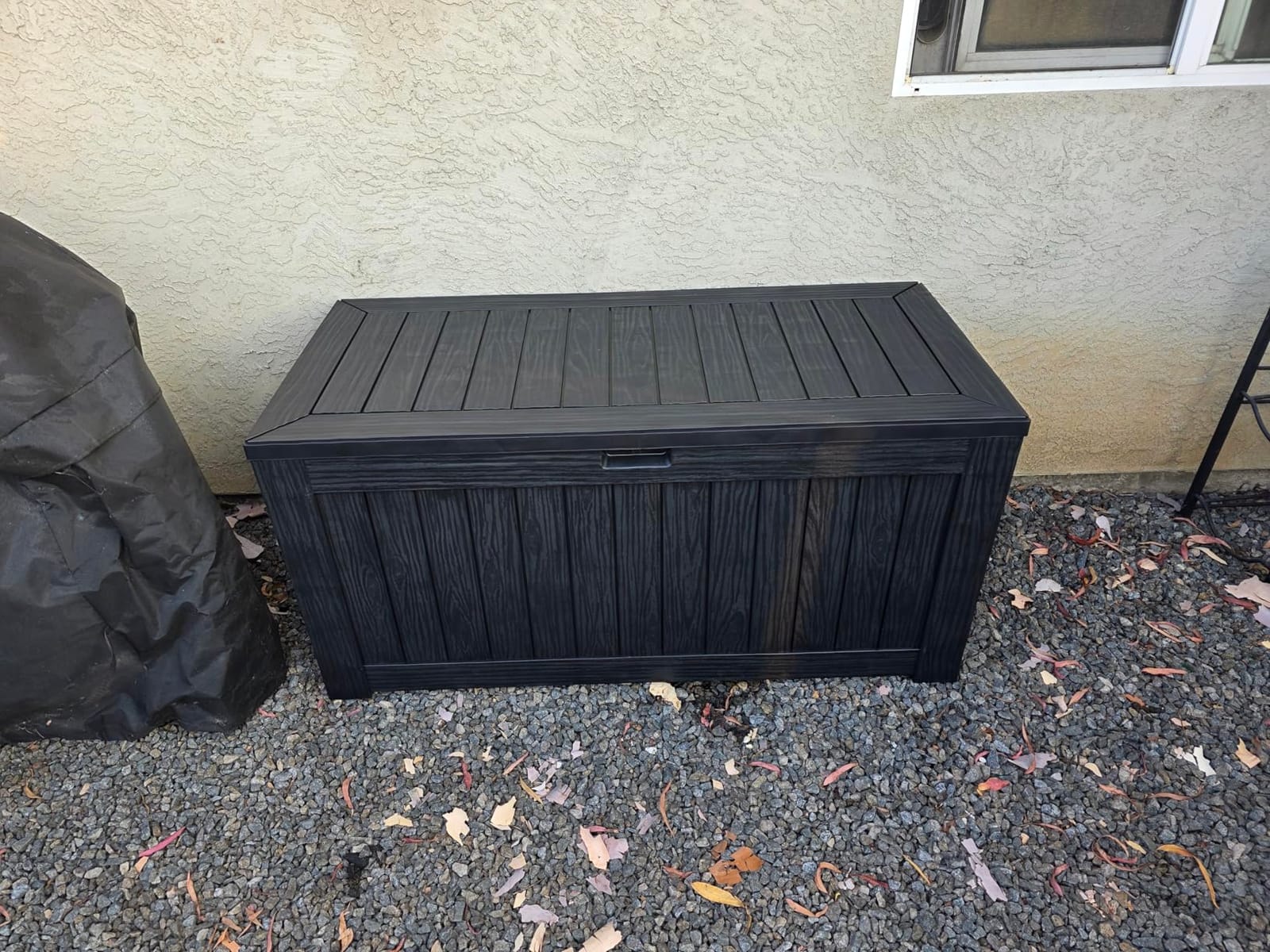 Devoko 120 Gallon Deck Box Resin Outdoor Storage Box Waterproof | Large Outdoor Storage Bench Lockable for Outside Patio customer photo 1