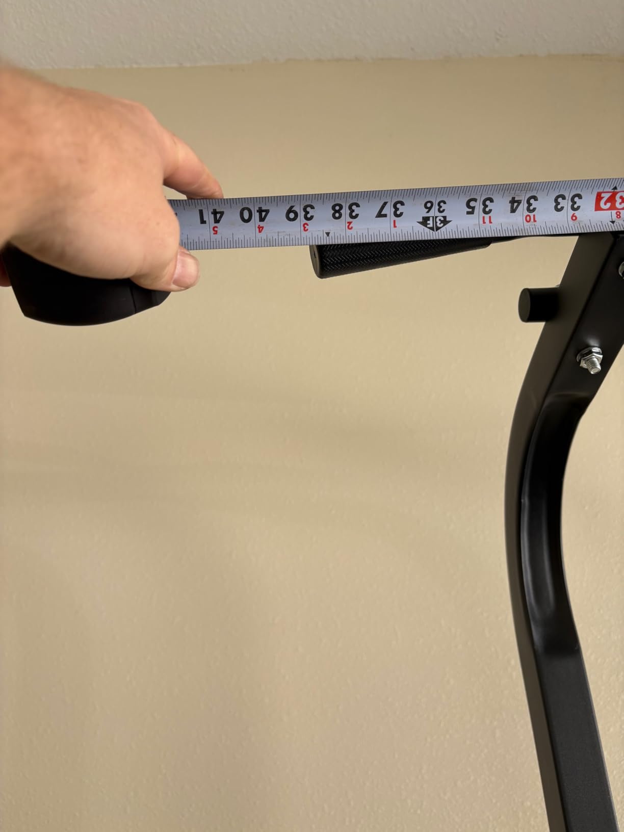 DONIUZ Power Tower Pull Up Bar and Dip Station, Multi-Function Home Gym, Strength Training Fitness Equipment, Height Adjustable customer photo 1