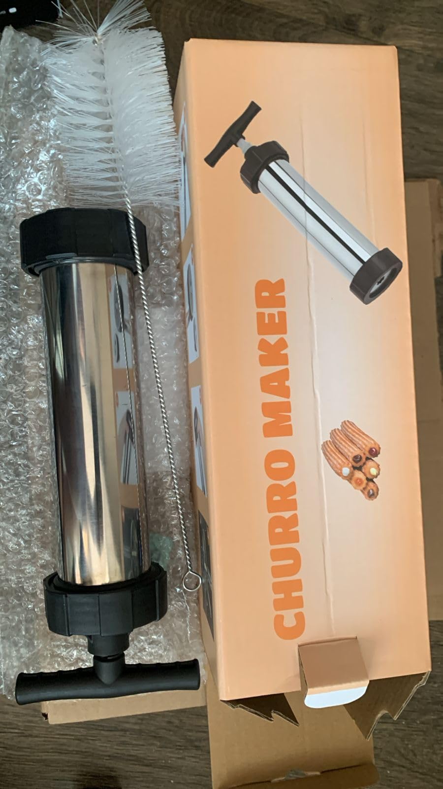 Churro Maker Kit, Stainless Steel Hollow Churro Machine, Churro Maker Gun with Piping Bag and 2 Cleaning Brushes, 4 Nozzles for Various Shapes, Máquina para Hacer Churros, Perfect Gift customer photo 1