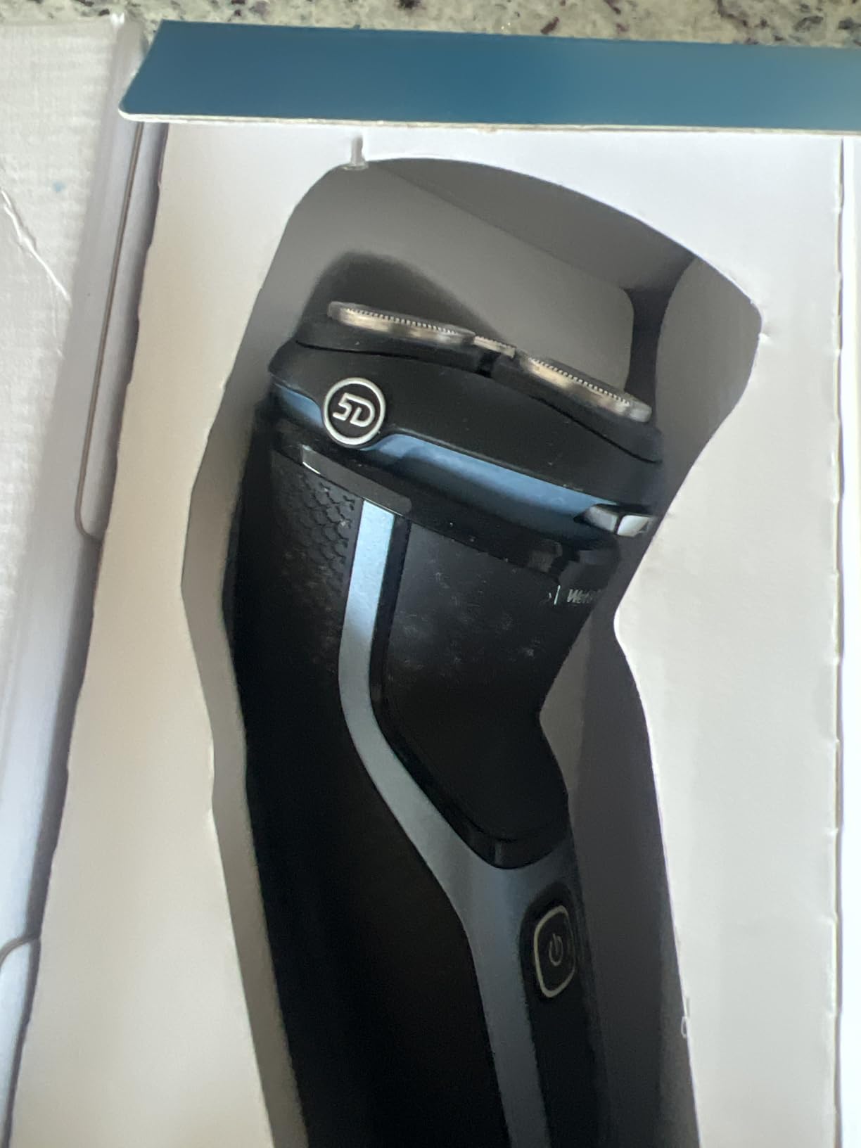 PHILIPS Electric Shavers for Men, Series 3000, Mens Shavers Electric Cordless Rechargeable, Wet & Dry Shaver with Pop-up Trimmer, and Storage Case customer photo 1