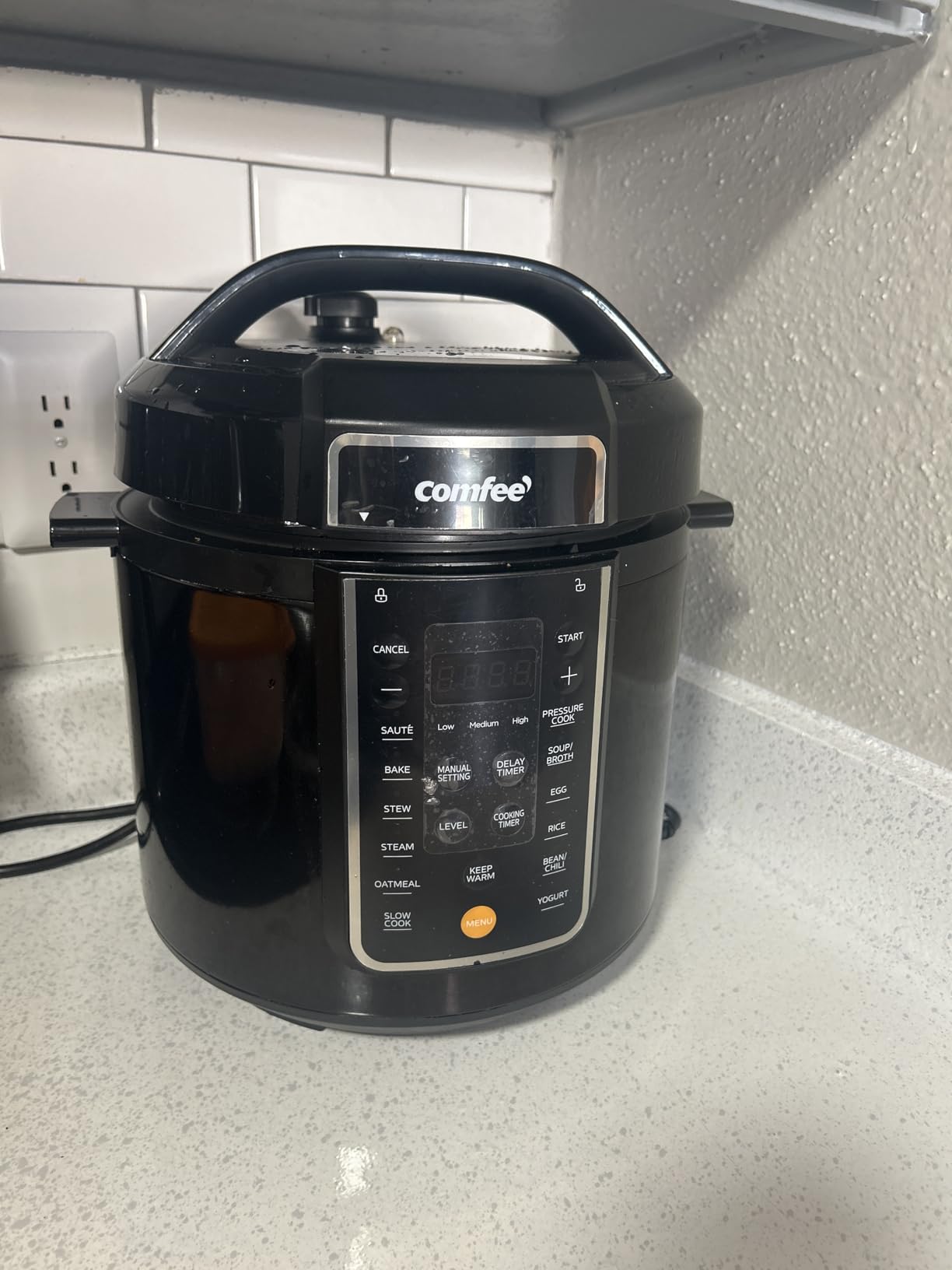 COMFEE' 12-in-1 Electric Pressure Cooker, 6 Quarts, Nonstick Pot customer photo 2
