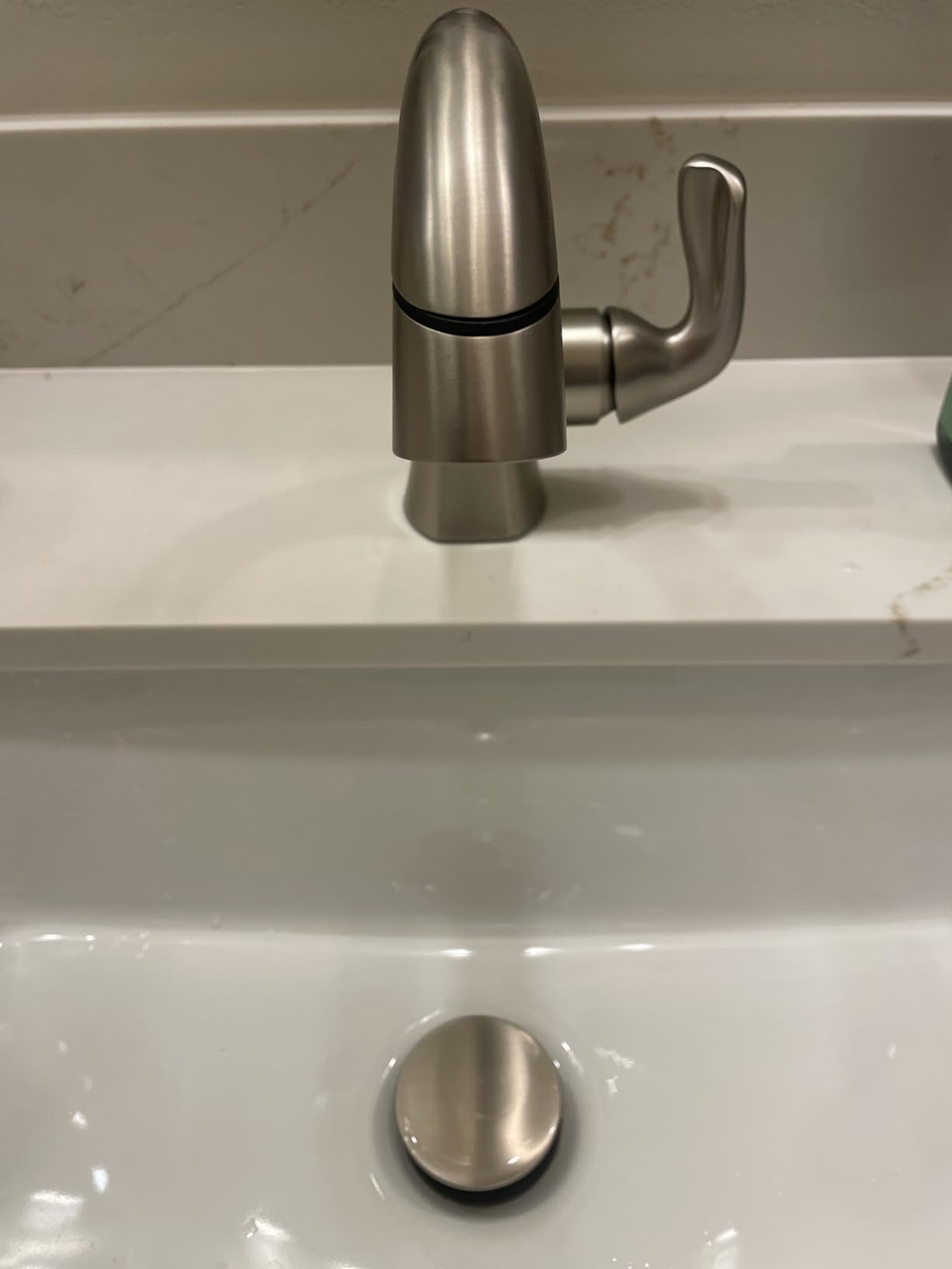 Delta Arvo 1 Hole Pull Down Bathroom Faucet with Sprayer, Brushed Nickel Single Hole Bathroom Sink Faucet with Pull Out Sprayer for Vanity, Push-Pop Drain, SpotShield Stainless 15840LF-SPPD customer photo 1