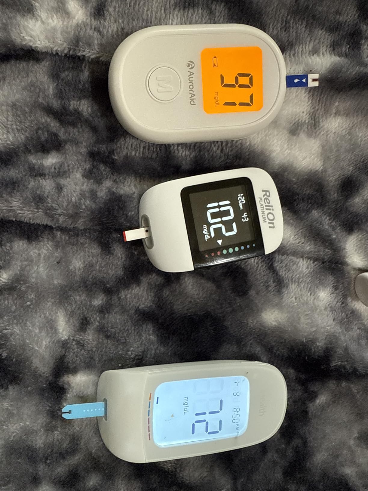 iHealth Acacia AG-607 Blood Glucose Monitor Kit, 100 Strips & Lancets | No Coding, Easy to Use, Large Display, Travel Bag, Ideal for Older Adults and Home Blood Sugar Testing, Complete Meter Kit customer photo 2