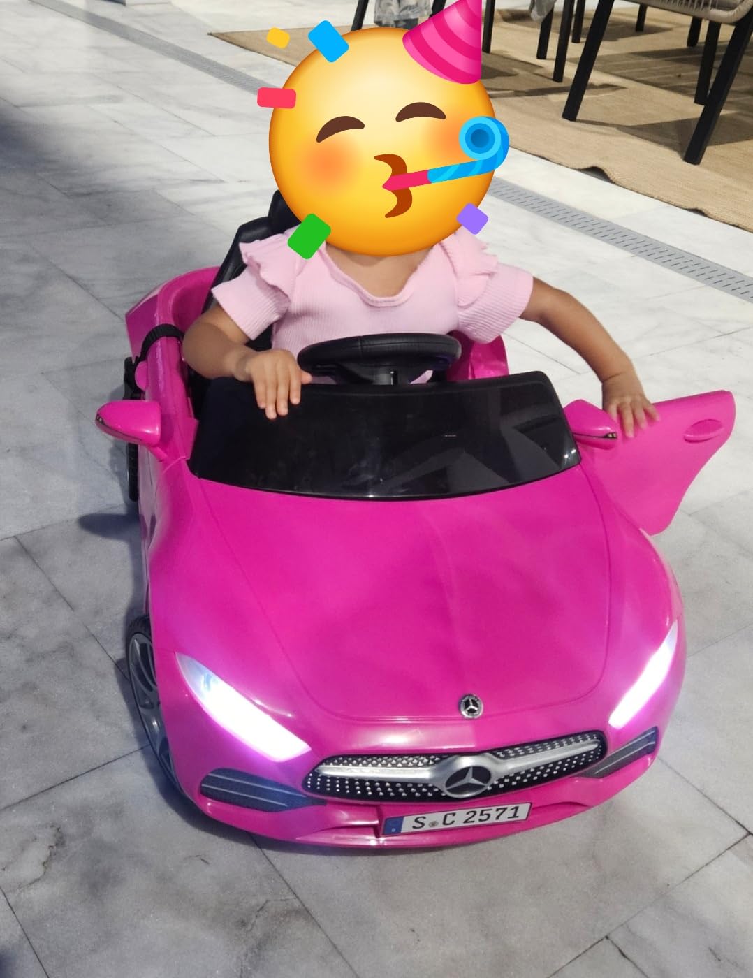 Licensed Mercedes-Benz CLS 350 12V Ride On Car Truck for Kids, Pink customer photo 2