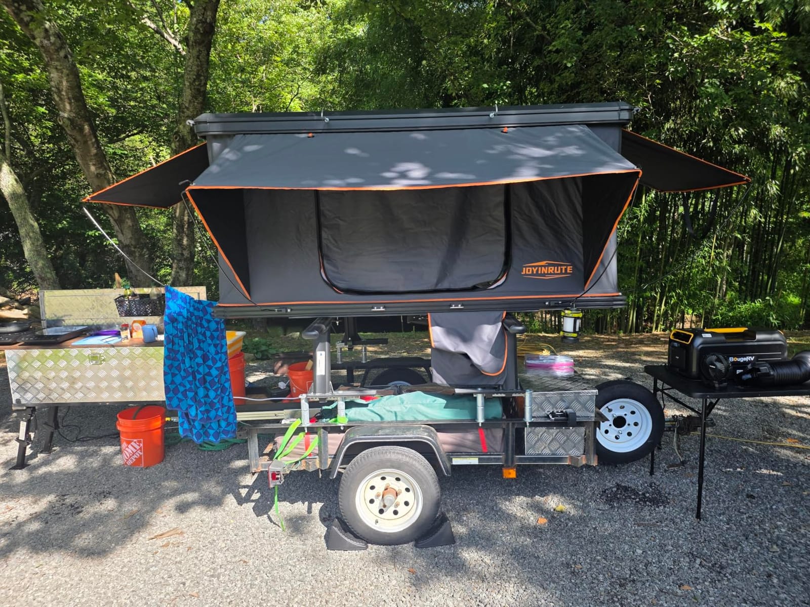 Rooftop Tent Hard Shell with Winter Insulation for 4-Season Camping | Aluminum hardshell,2-layer mat,LED light strip,2 Person Car Roof top tent,Suitable for Jeep Truck SUV Trailer customer photo 1