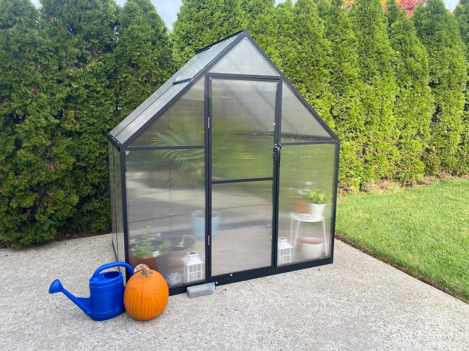 8X14FT Enhanced Aluminum Walk-in Greenhouse for Outdoors with Thermometer customer photo 2