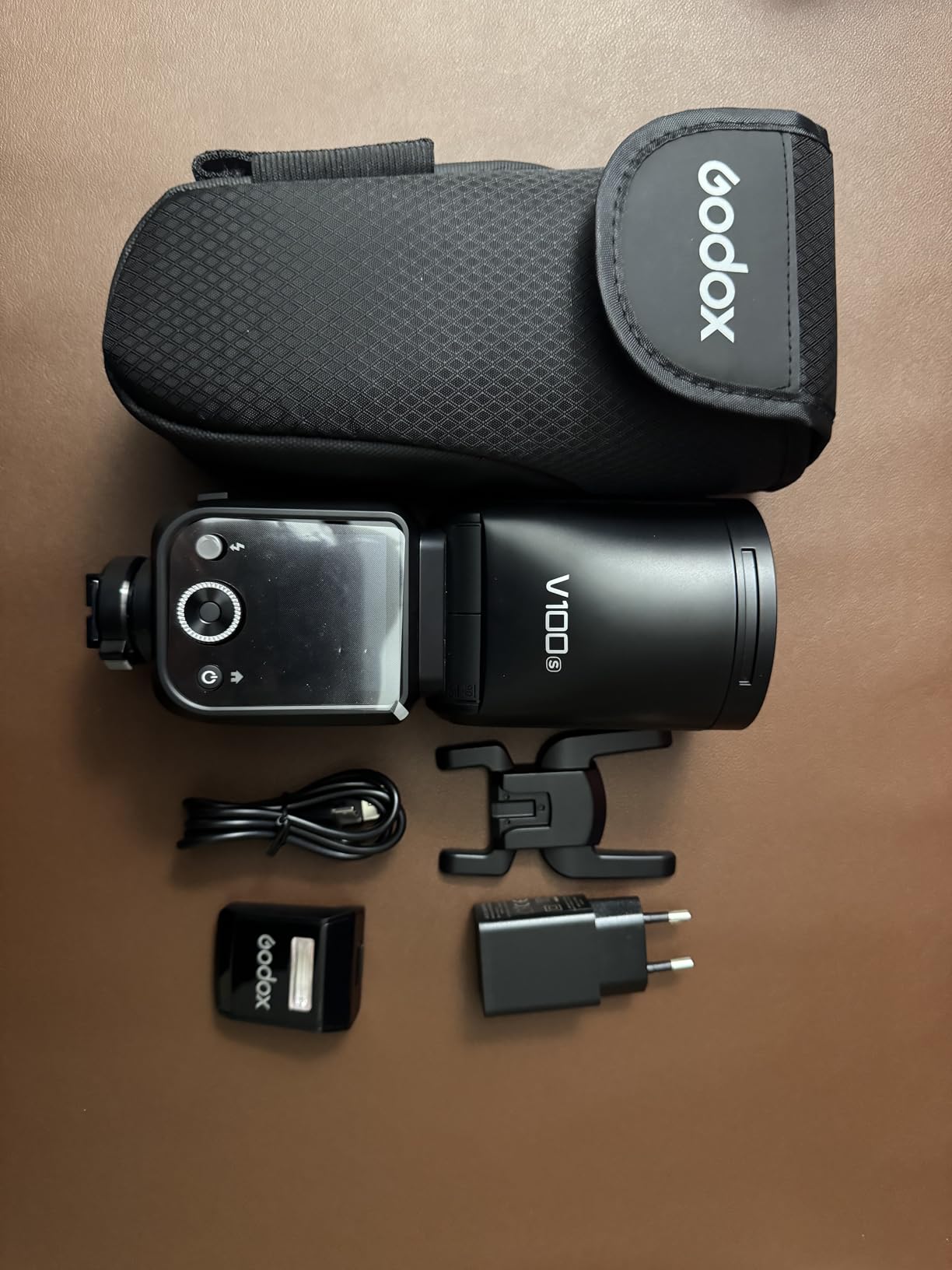 Godox V100 C for Canon 100Ws TTL Camera Flash, 1/8000s HSS, 1.7s Recycle customer photo 2