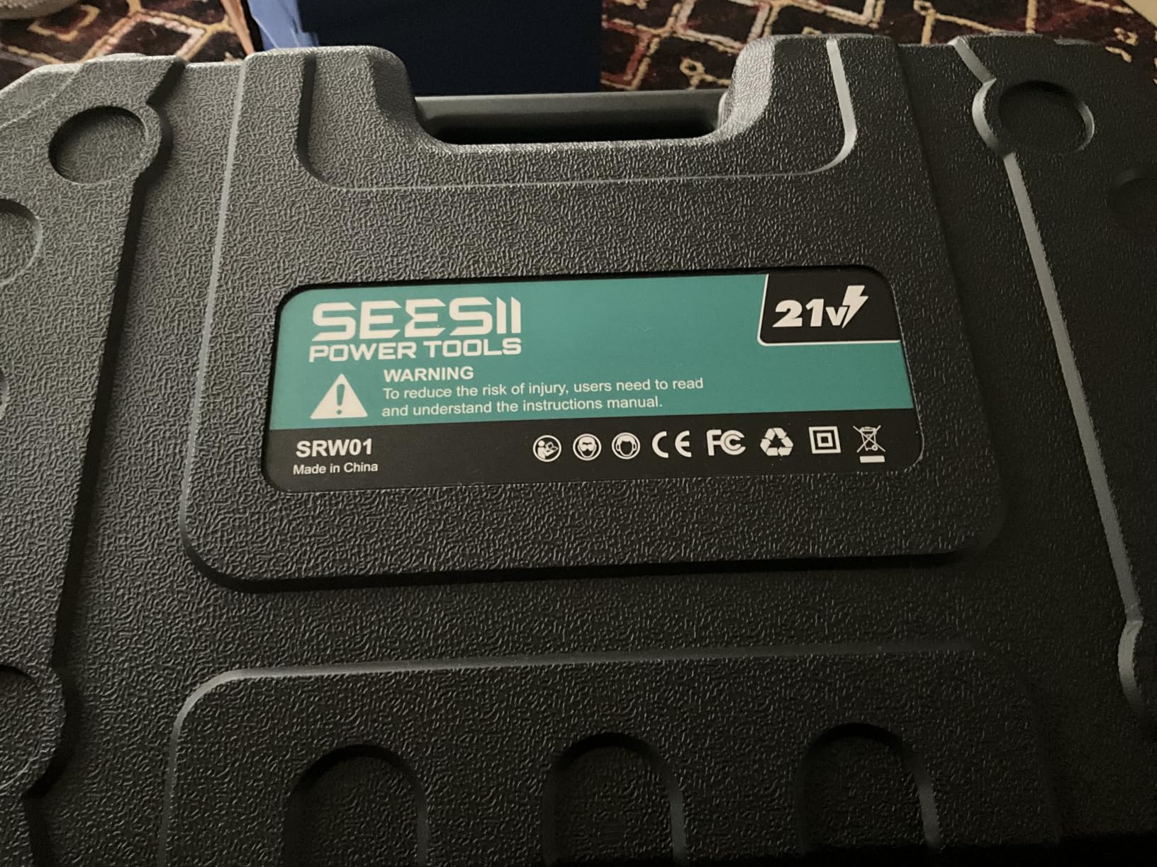 SEESII Reciprocating Saw Cordless with 2 x 4.0Ah Batteries and 6 Saw Blades | Variable Speed 3500 RPM Brushless Motor with LED Light, Tool-Free Blade Change, Portable for Wood PVC Cutting customer photo 2