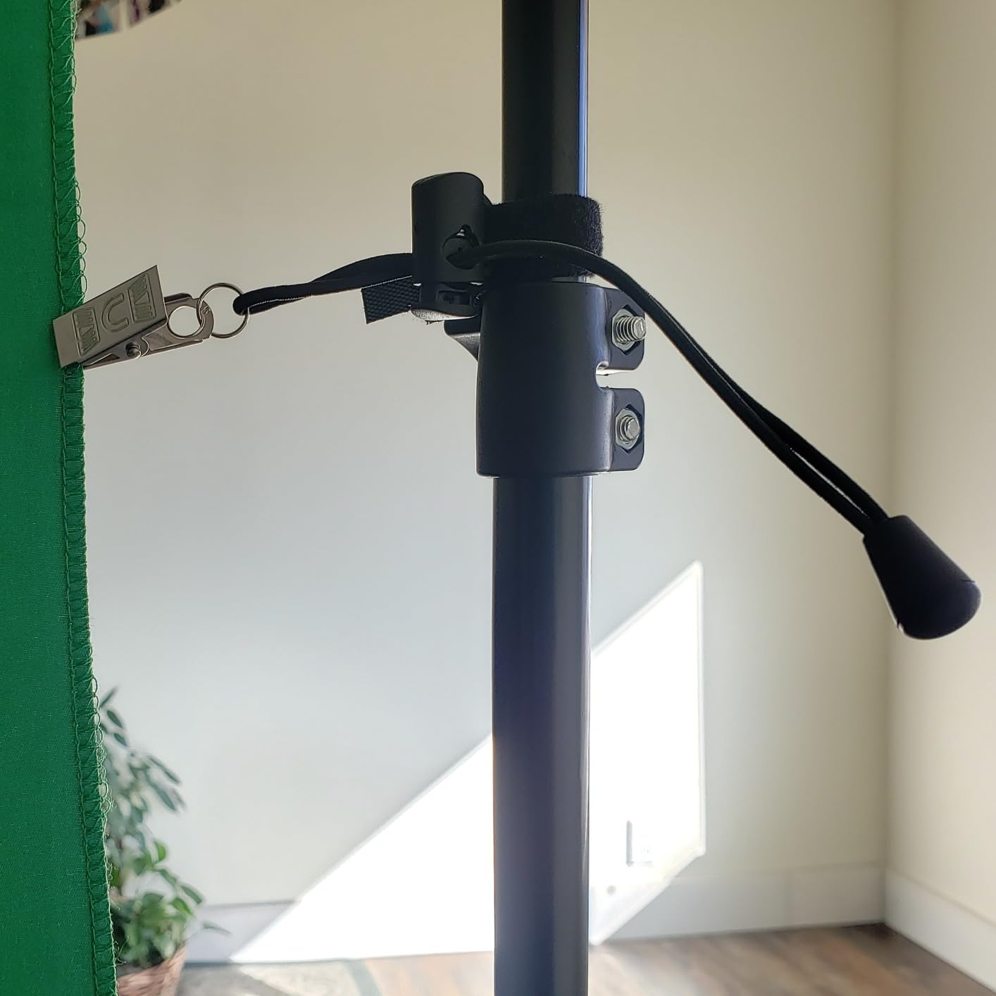 2 in 1 Green Backdrop Stand Kit, 6.5x6.5 ft Portable Dual Rod Stand kit with 6x7ft Green Backdrop-Premium Polyester for Video Streaming, Portrait Photoshoot, Wall Mounted, Parties customer photo 2