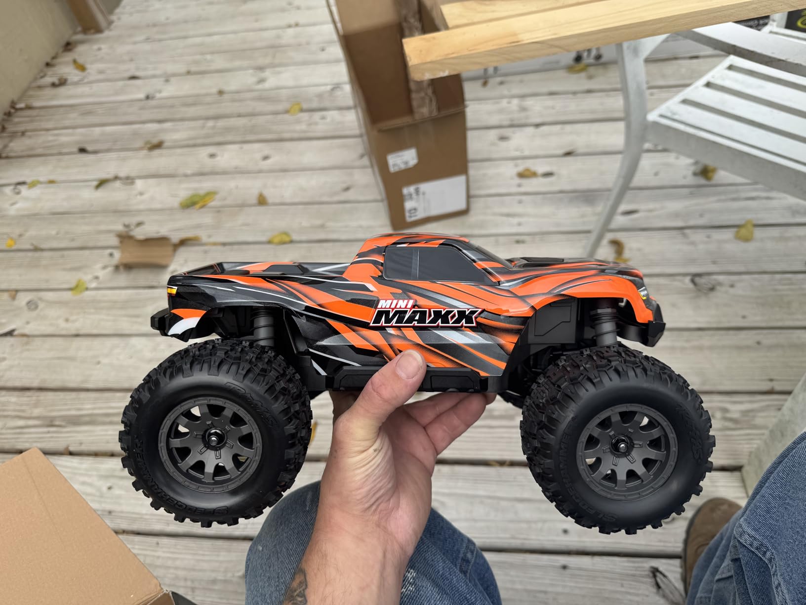 Traxxas Mini Maxx Brushless 4X4 Monster Truck | Includes LiPo battery & 2-amp USB-C charger customer photo 2