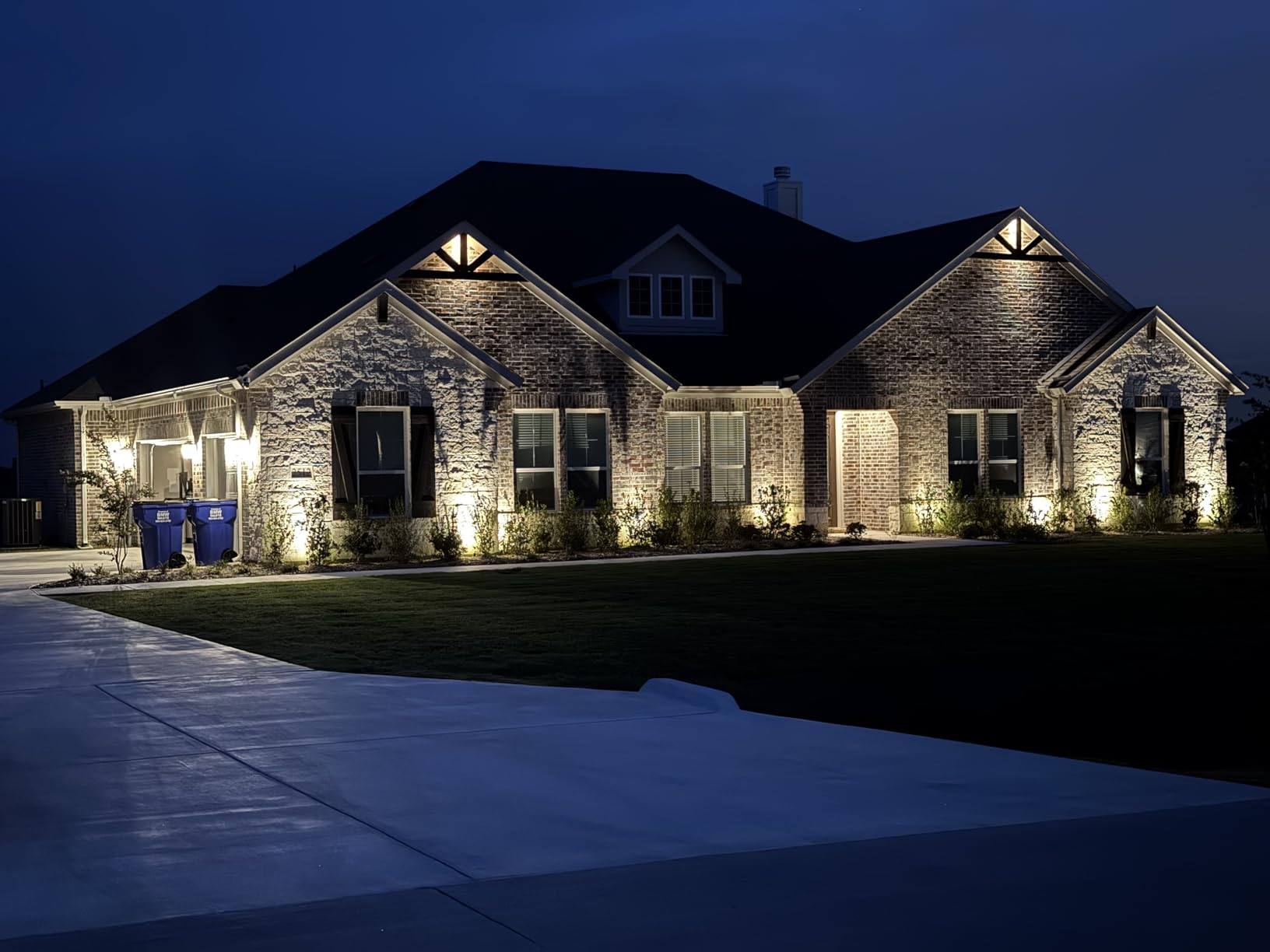 SUNVIE All-in-One LED Low Voltage Landscape Lighting Kit Dusk to Dawn 12PCS | 3000K Landscape Lights with Transformer Connectors 100FT Wire, Waterproof Low Voltage Landscape Lights for Garden Yard House customer photo 2