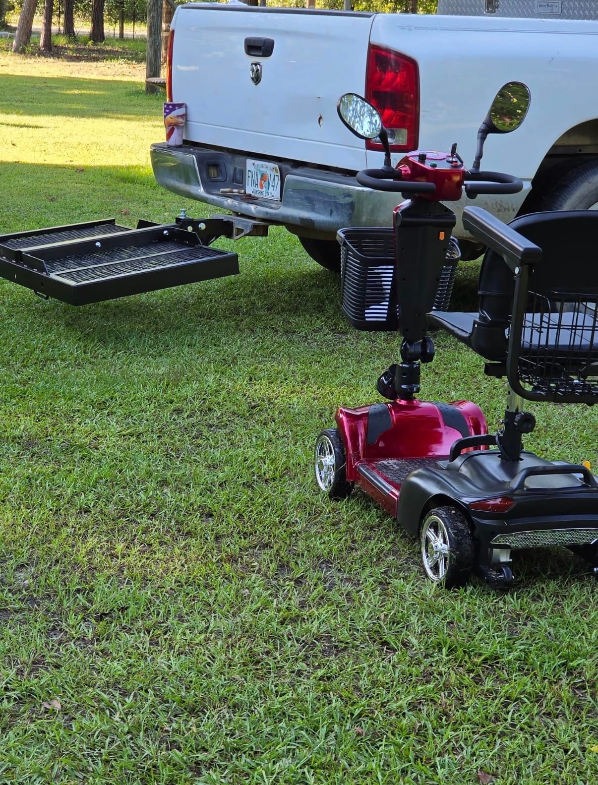 15/25/30/50Miles Eldryvon 4 Wheels Electric Mobility Scooter for Seniors, Dual Basket, 350W Powered Wheelchair with Rotating Seat, Foldable Motorized Scooter for Adults (Red, 15Miles) customer photo 1
