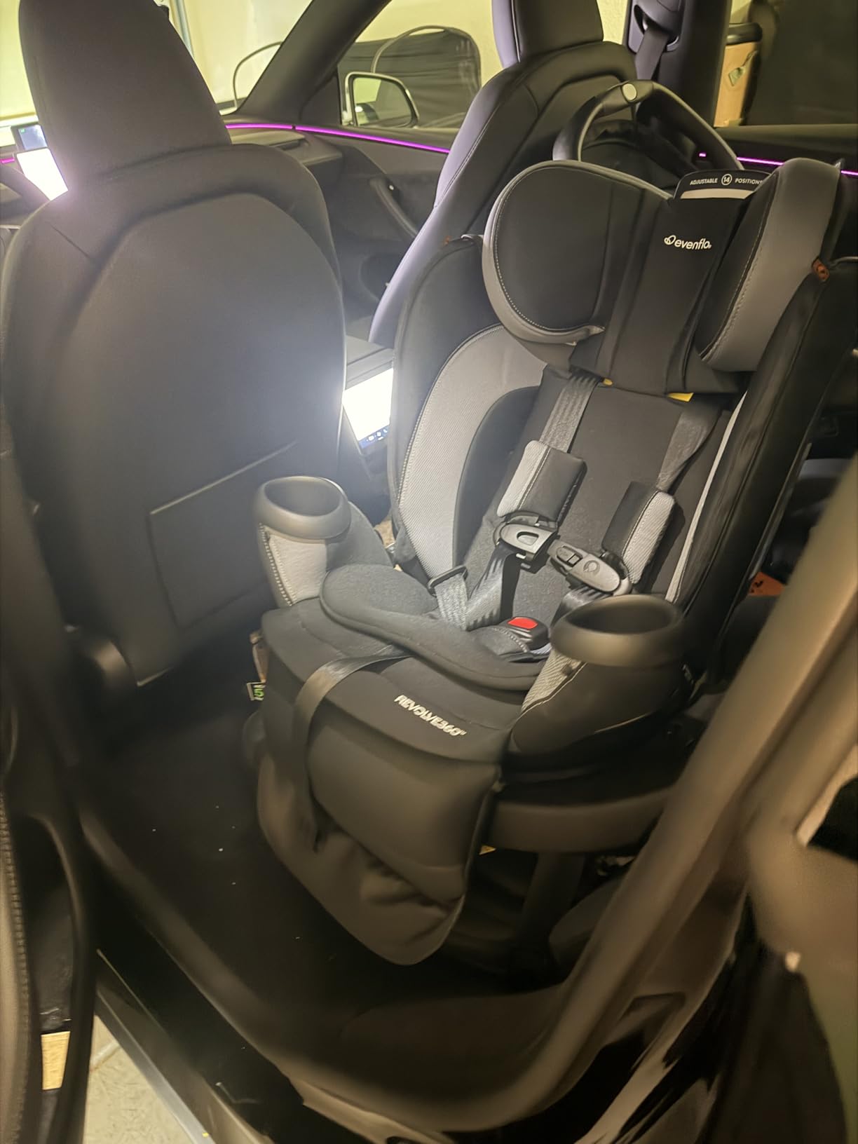 Evenflo Revolve360 Extend All-in-One Rotating Car Seat, Quick Clean Cover, Rear-Facing, Forward-Facing, Highback Booster Mode, Infant to 12 Years, Revere Gray customer photo 1