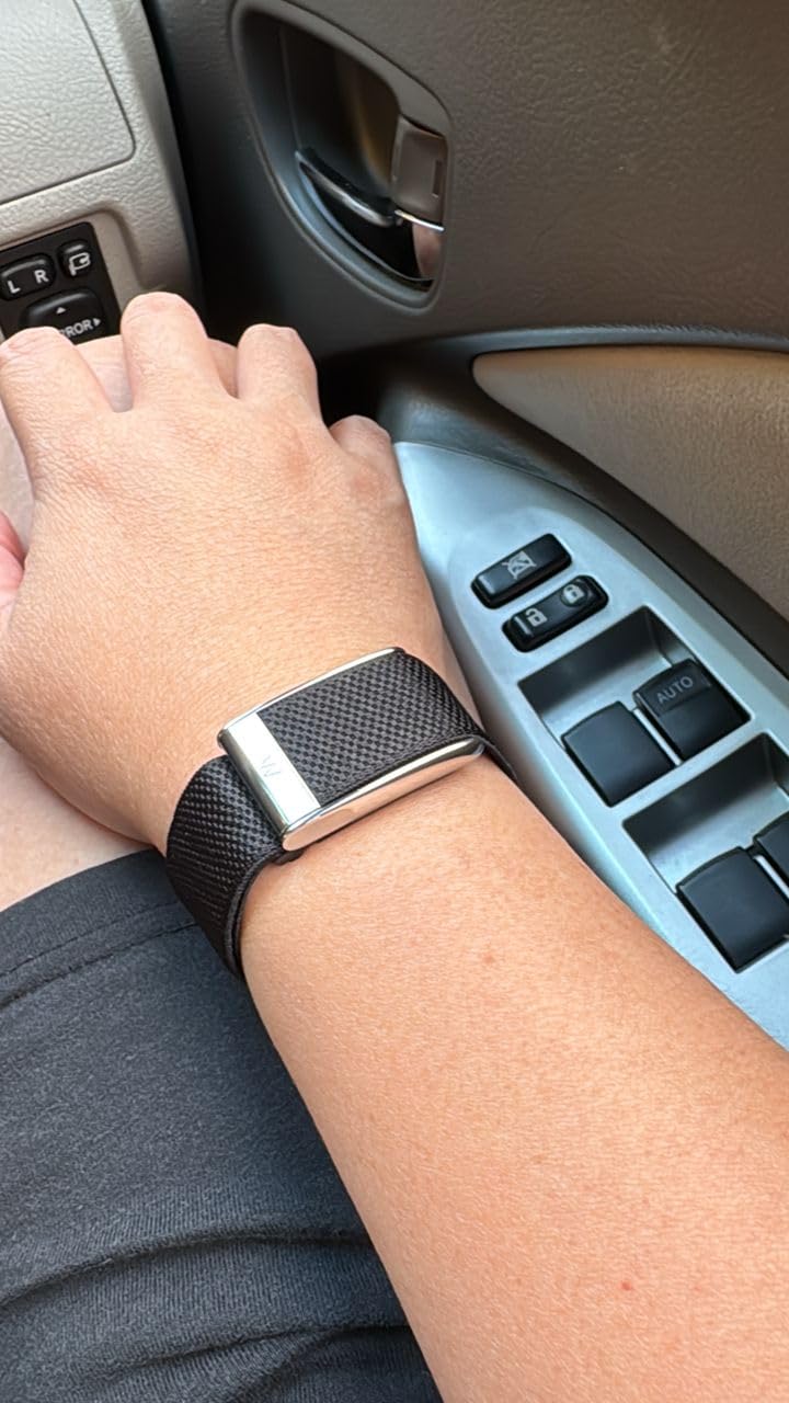 WHOOP 5.0/MG Activity Tracker - 12 Month Membership - Health and Fitness Wearable - 24/7 Activity and Sleep Tracker, Personalized Coaching, Menstrual Cycle Insights - 14+ Days Battery Life customer photo 2
