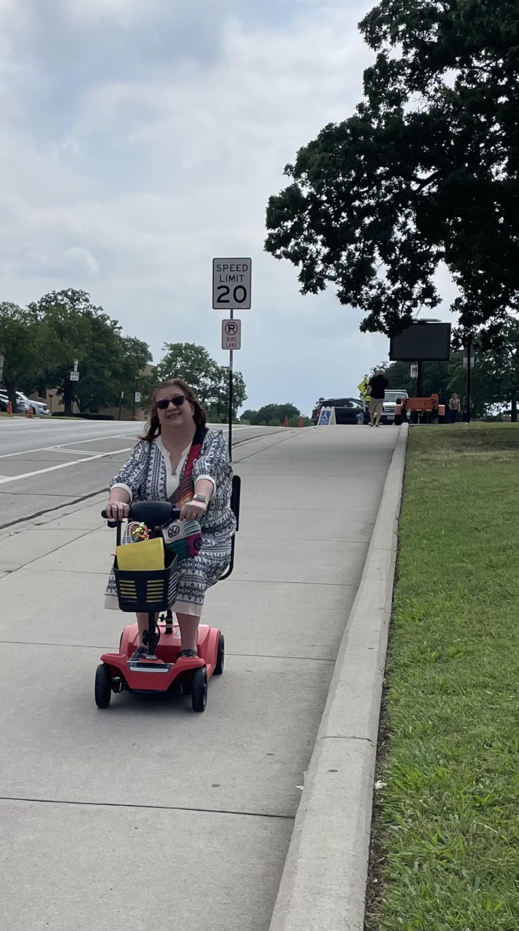 WAYCARE Mobility Scooter for Adults & Seniors, 300 lb 10-15 Mile Range Red customer photo 1