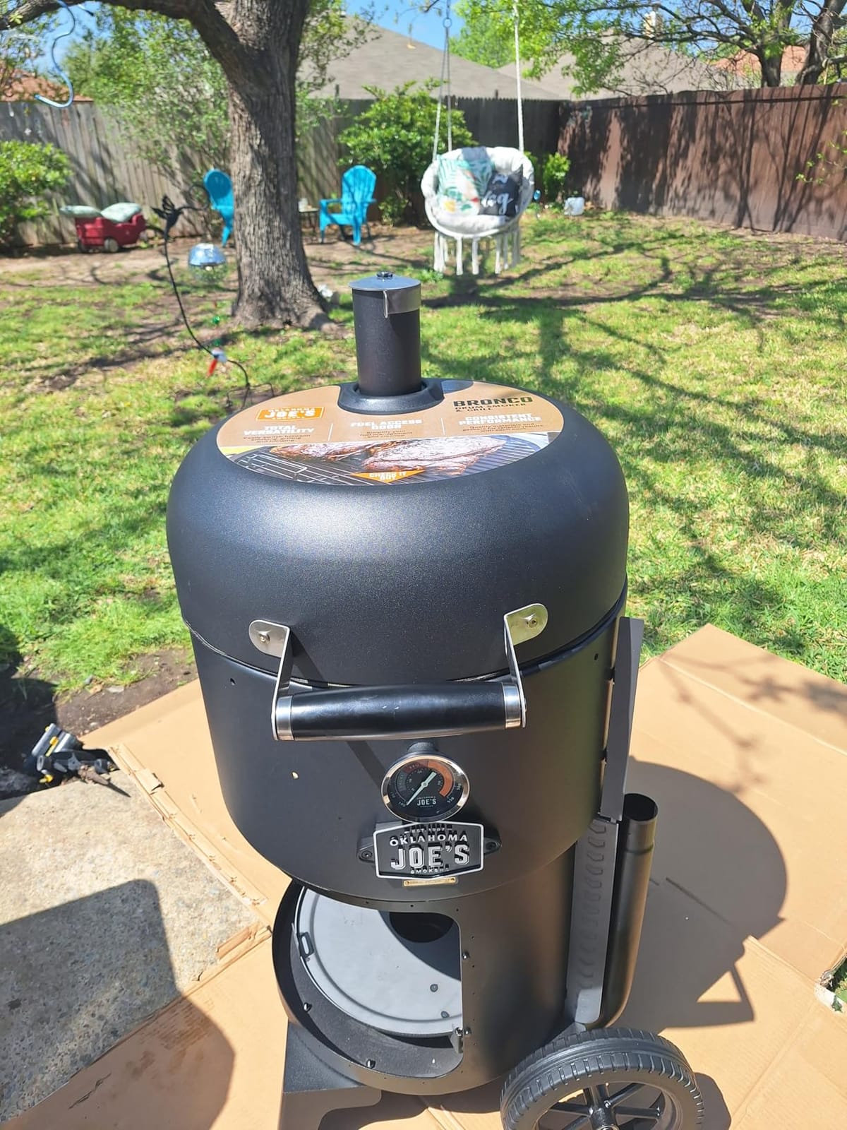 Oklahoma Joe's Bronco 18 in. Heavy Duty Charcoal Drum Smoker and Grill with 284 sq. in. Cooking Area in Black customer photo 2