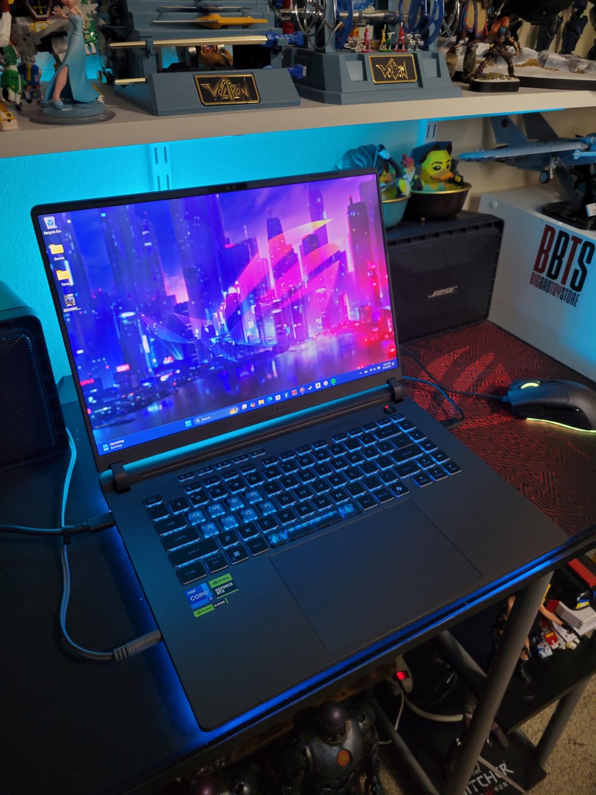 ASUS ROG Strix G16 (2025) Gaming Laptop, 16” FHD+ 16:10 165Hz/3ms, NVIDIA® GeForce RTX™ 5060, Intel® Core™ i7 Processor 14650HX, 16GB DDR5, 1TB Gen 4 SSD, Wi-Fi 7, Windows 11 Home, G615JMR-AS74 customer photo 1