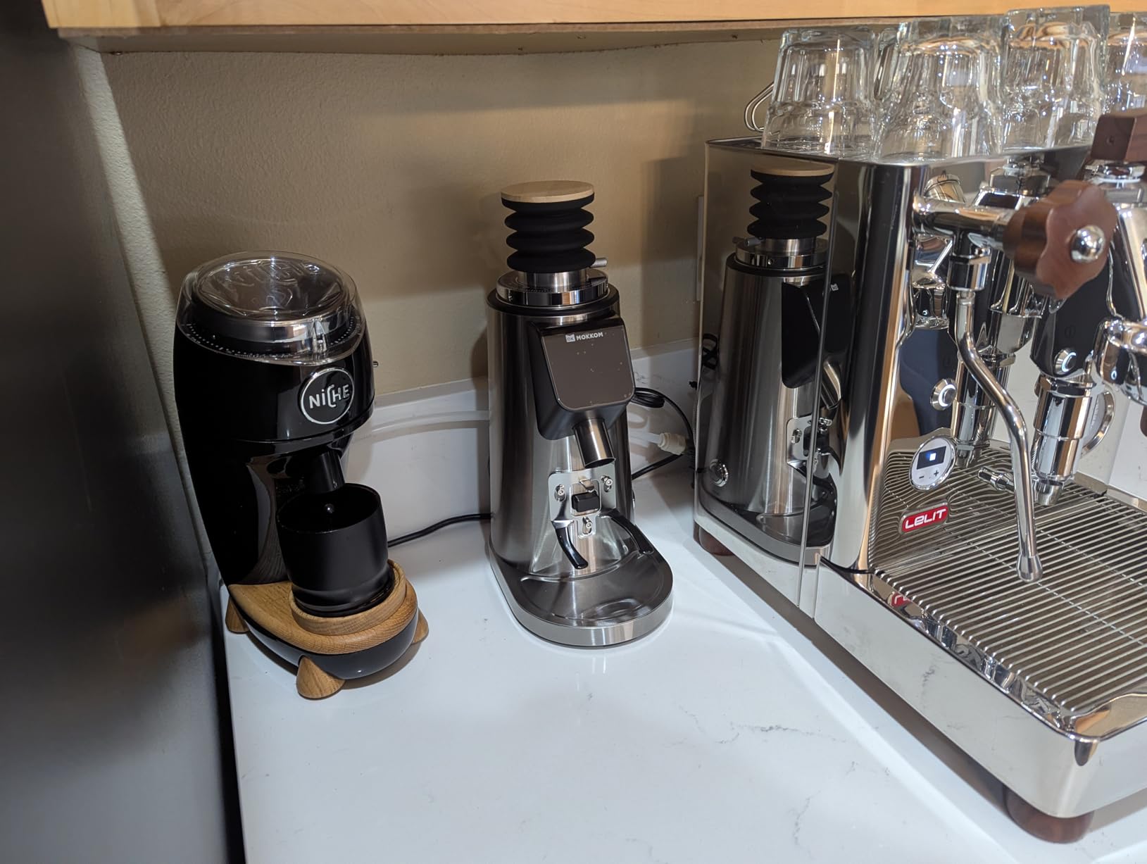 MOKKOM Professional 64mm Flat Burr Coffee Grinder with 100 Grind Settings, All-Metal Stainless Steel Body, Anti-Static, LED Display, Precision Electronic Timer customer photo 1