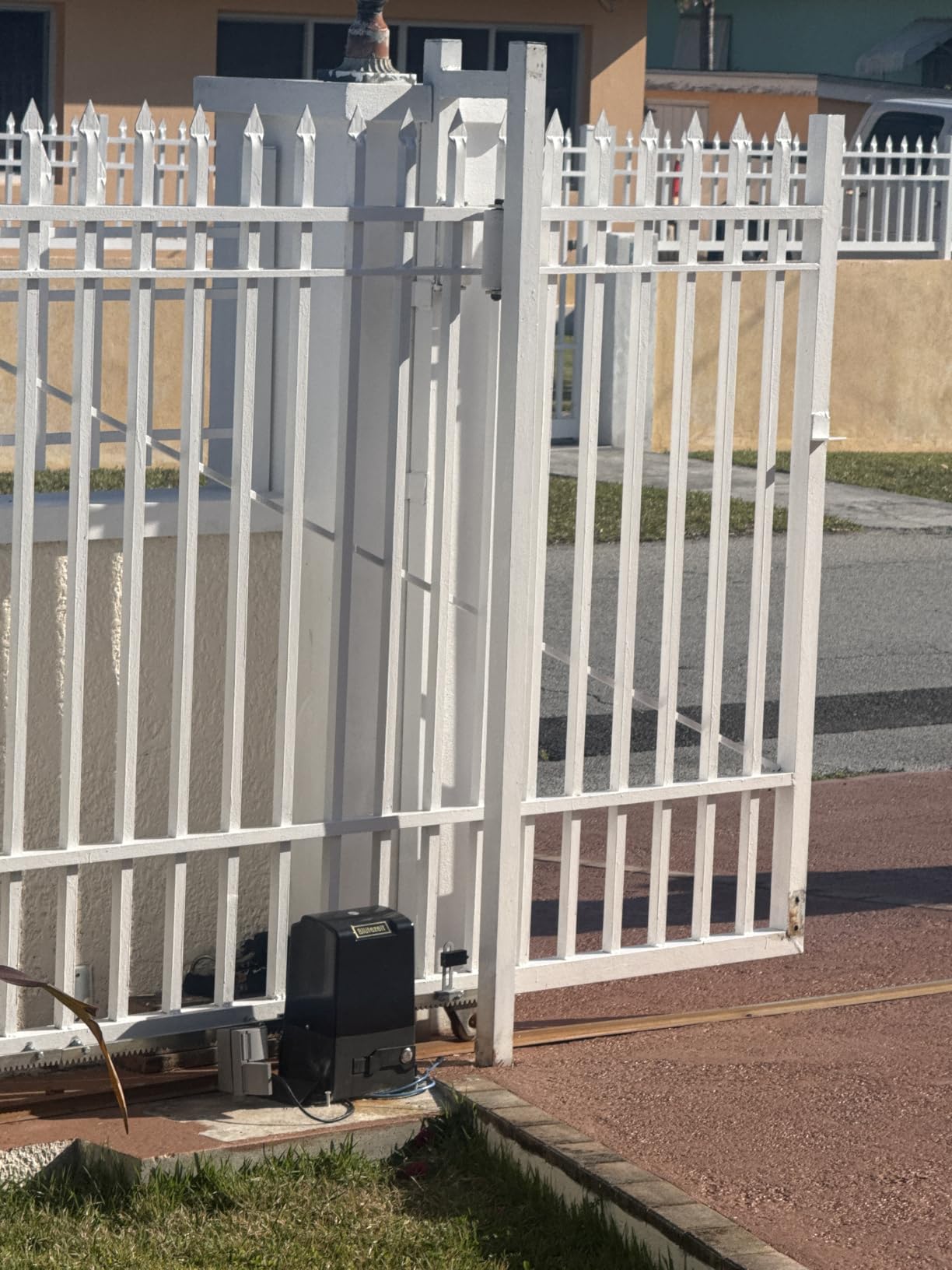 Blütezeit 1800lb WiFi Sliding Gate Opener Smart App Control, 1/2HP Automatic Slide Gate Motor Rack Driven with 2 Remote Controls & IR Sensor Complete Hardware Kits for Driveway Gates Up to 40ft customer photo 2