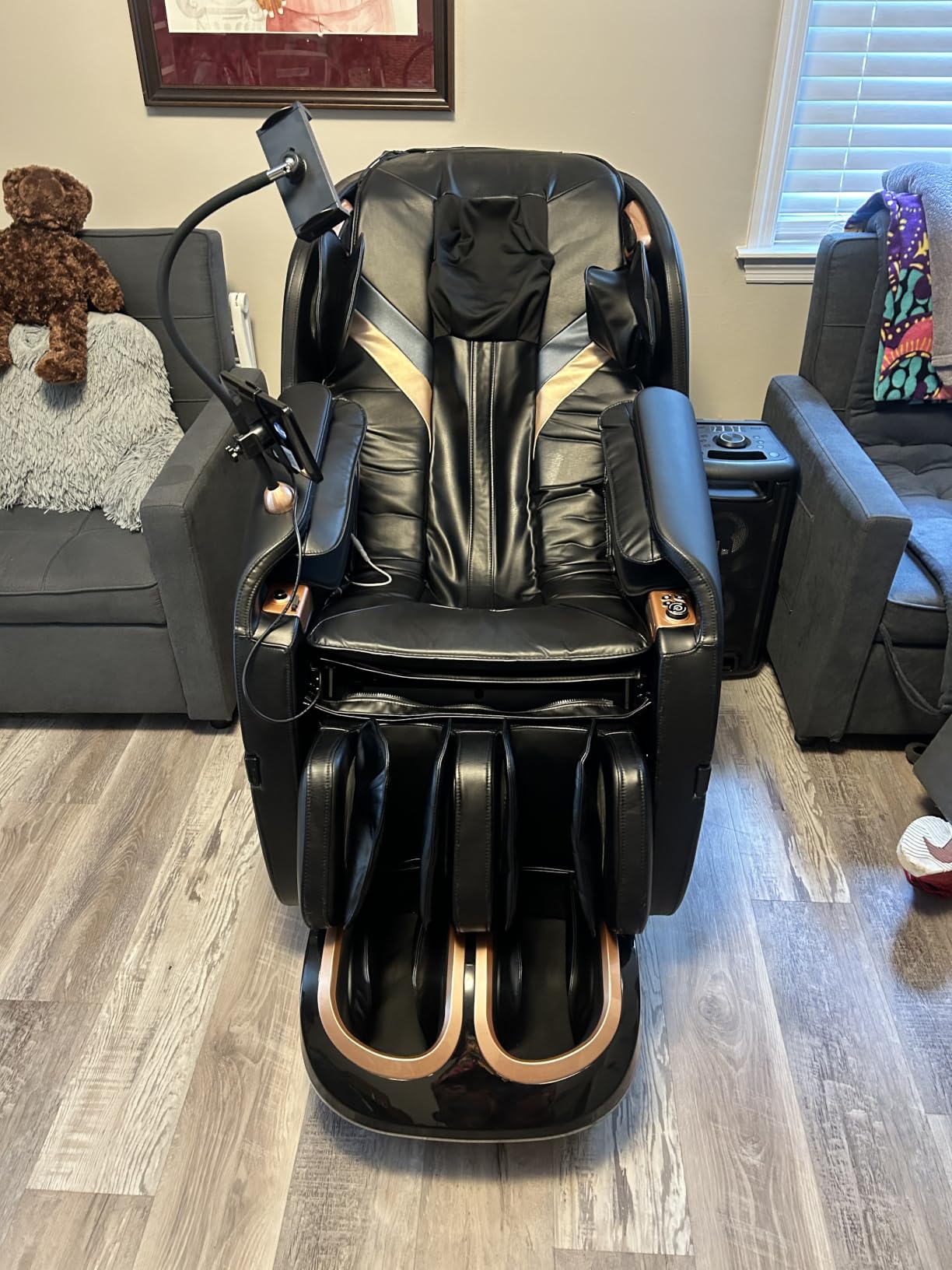 KoziSense A18 Zero Gravity Full Body Massage Chair with Heat | Phone Holder, Bluetooth Speakers, 12 Auto Modes, 6 Manual Modes, Voice Control, Body Scan, Back Chest Calf Heat customer photo 2
