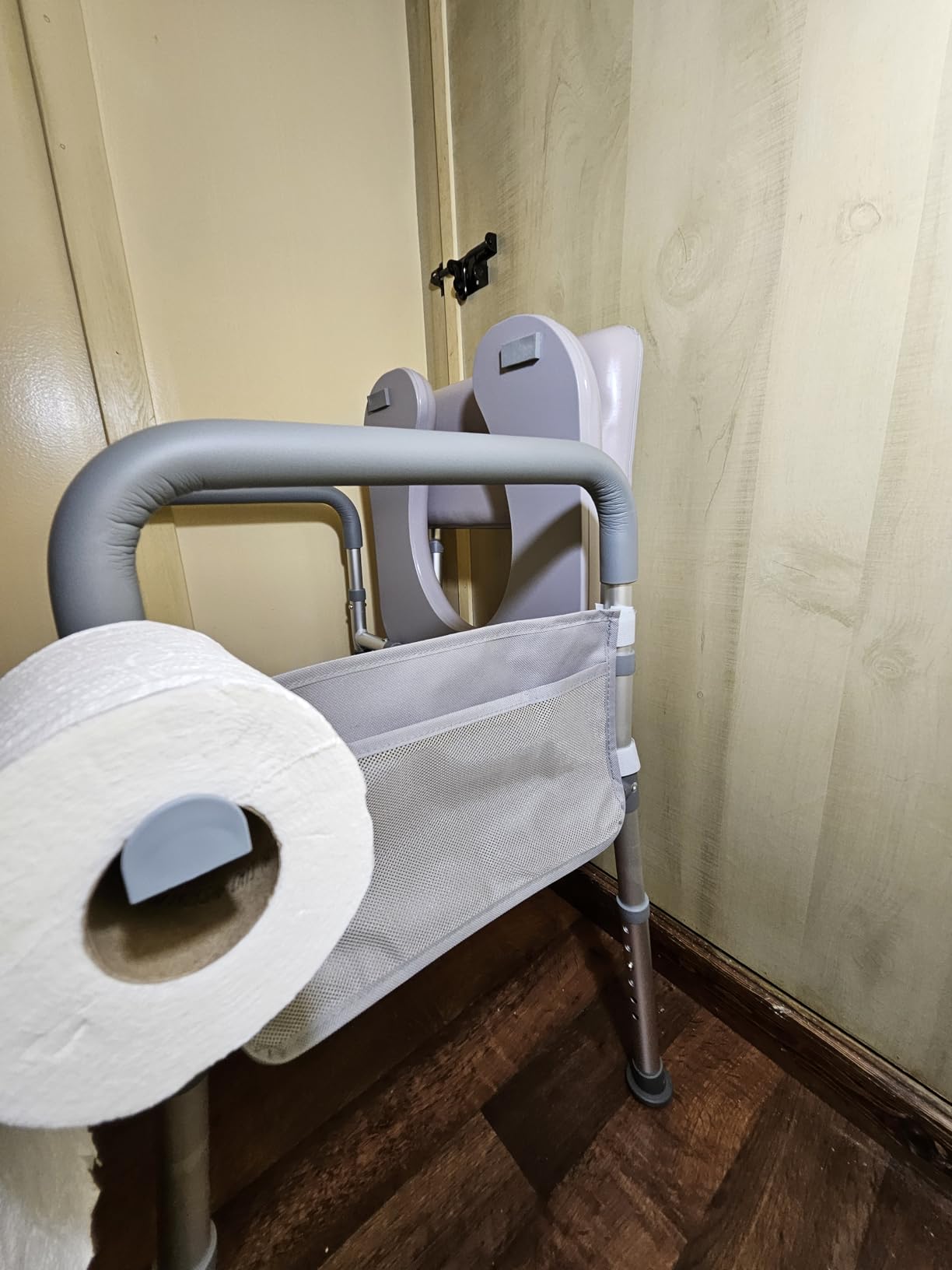 HOMLAND Bedside Commode Toilet, Padded Seat & Backrest, Enhanced Crossbar, Aluminum Potty Chair, Height Adjustable, Removable Bucket, Tool-Free Assembly, 350lb Portable Toilet for Adults & Seniors customer photo 1