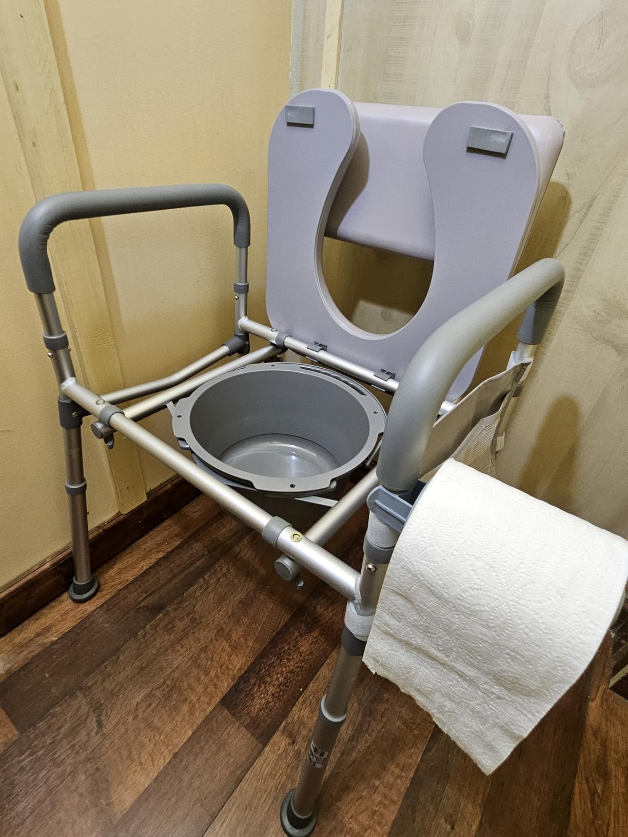 HOMLAND Bedside Commode Toilet, Padded Seat & Backrest, Enhanced Crossbar, Aluminum Potty Chair, Height Adjustable, Removable Bucket, Tool-Free Assembly, 350lb Portable Toilet for Adults & Seniors customer photo 2