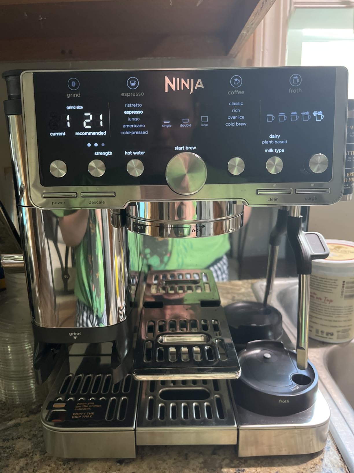 Ninja Luxe Café Pro Series, Espresso, Cold Brew, Hot Water, ES701 | Drip Coffee, Integrated Tamper, Built-in Grinder, Hands-Free Frother for Cappuccinos, Lattes, Americanos, Dairy or Non-Dairy customer photo 1