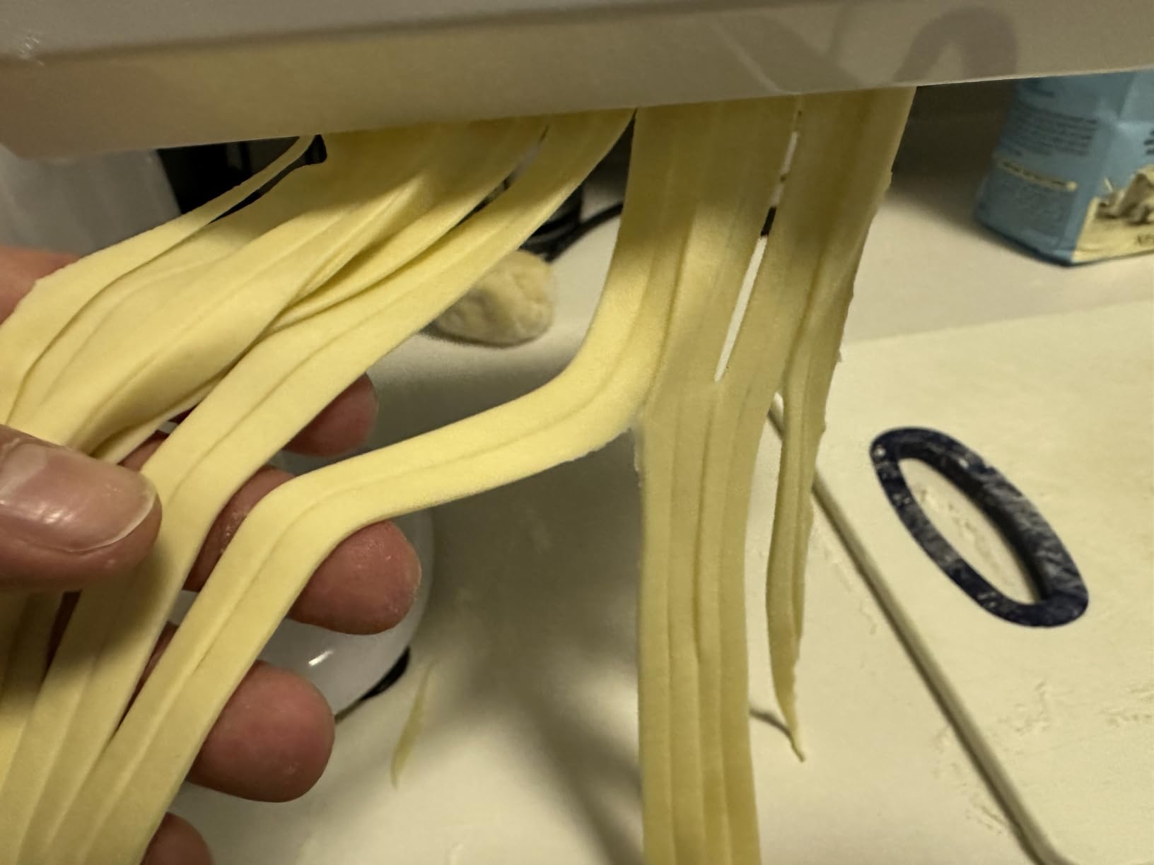 GVODE Electric Pasta Maker Machine, 3-in-1 Pasta Roller & Cutter Set, White | Adjustable Thickness Settings for Fresh Spaghetti, Fettuccine, Lasagna Sheets with Compact Storage and Easy Cleanup customer photo 2