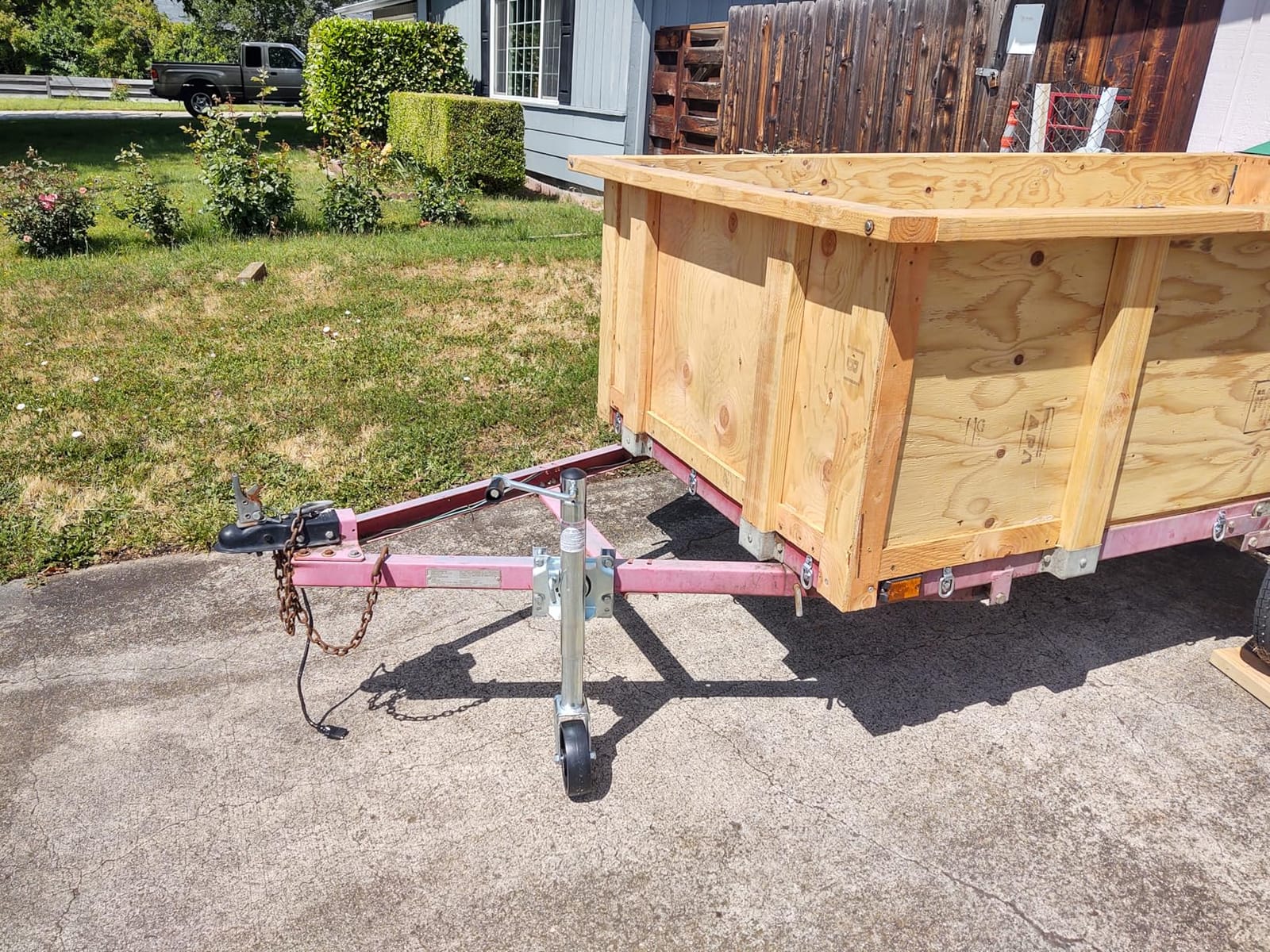VEVOR Trailer Jack with Wheel, 1000 lbs Load Capacity, Heavy Duty Swivel Boat Trailer Jack with PP Single Wheel & Ergonomic Handle, 10-inch Lift, Fit for RVs, Boats, Horse Trailers, Utility Trailers customer photo 1
