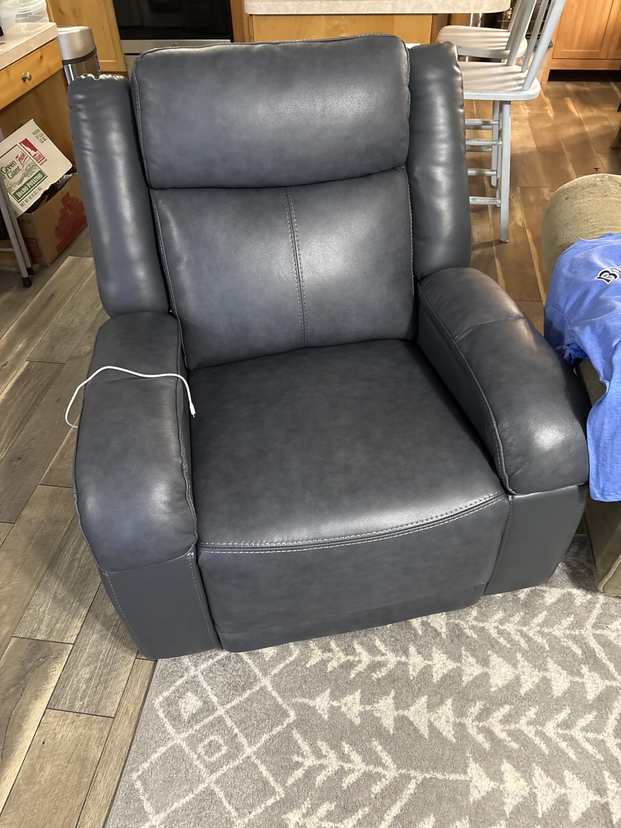 Watson & Whitely Genuine Leather Wall Hugger Power Recliner, Cafe | Recliner Chair for Adults, Power Headrest, USB/Type-C Charging Ports, Electric Reclining Sofa Chair for Living Room, RV customer photo 2