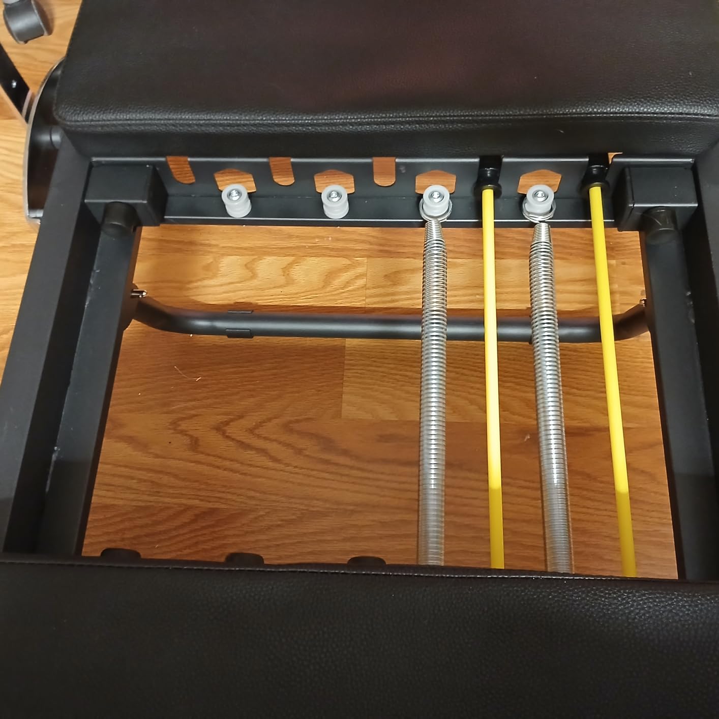 Pilates Reformer, 91