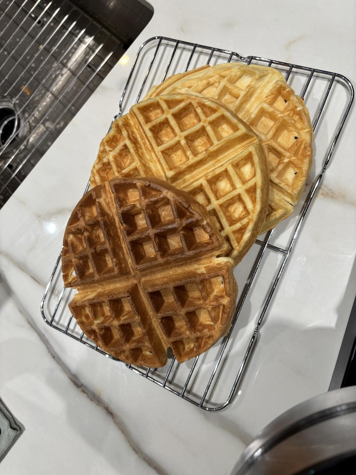 Cuisinart Double Flip Belgian Waffle Maker, Stainless Steel, 1400W | Double flip waffle iron with nonstick plates, ready indicator lights & adjustable browning, WAF-F40NAS customer photo 1