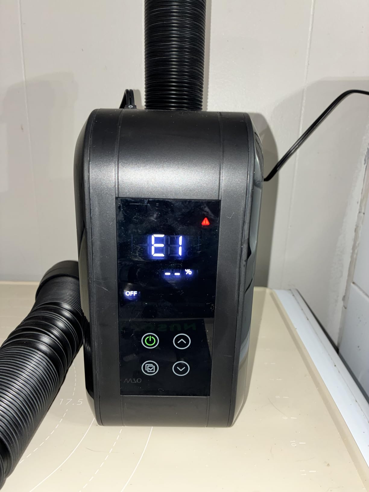 VIVOSUN AeroFlux 700W PTC Grow Tent Heater with Thermostat, APP & VPD | 700W PTC 40% stronger; 5 levels; smart thermostat, VPD; APP; V0, tip-over, overheat; for grow tents, rooms, greenhouses customer photo 1