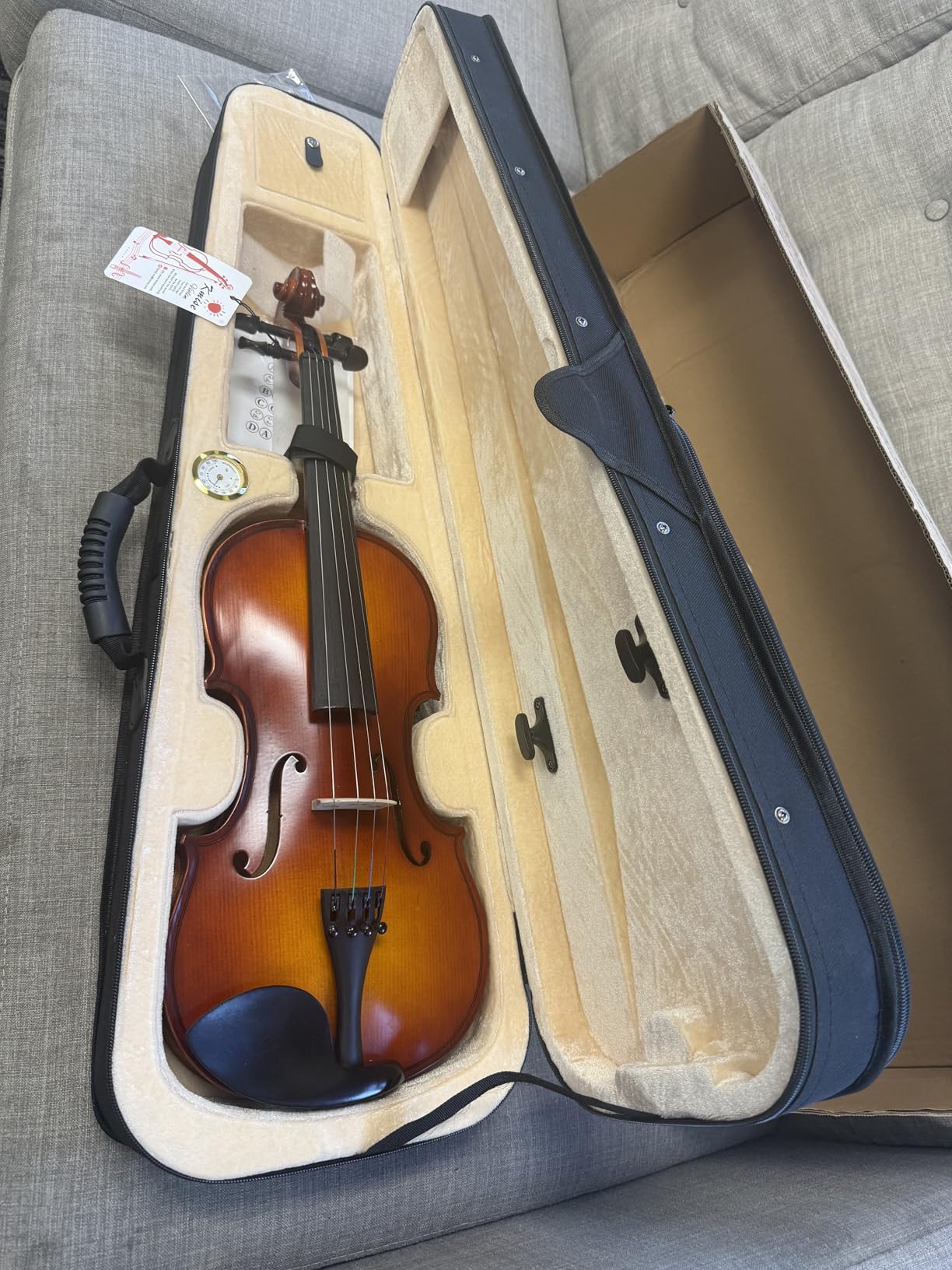 Kmise Violin 4/4 Full Size Starter Kit for Students Beginners Adults, Quality Ebony Acoustic Fiddle Set with Hard Case, Bow, Rosin, Extra Strings, Shoulder Rest, Guide & Chart customer photo 1