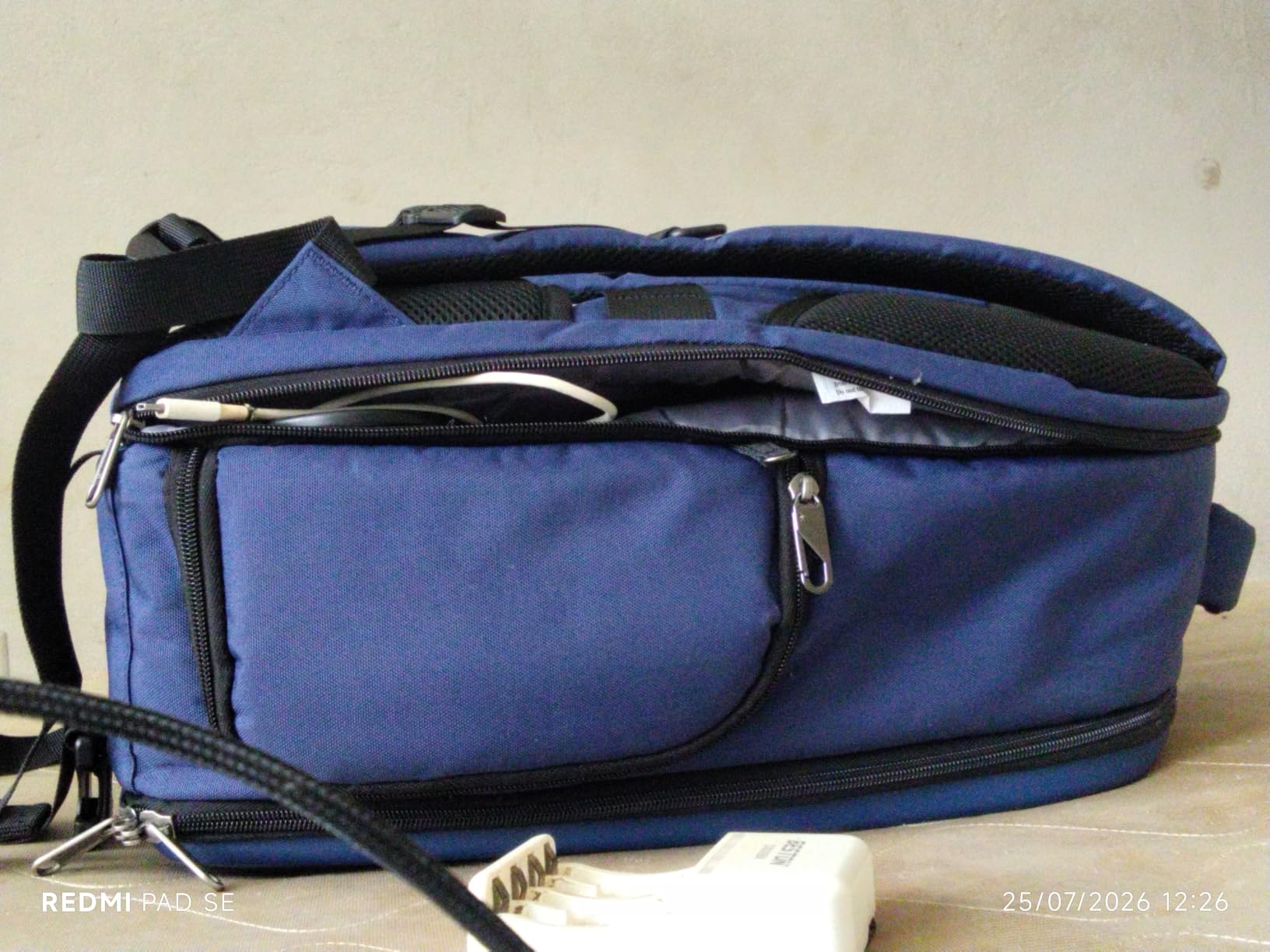 SDYSM Camera Backpack, Hardshell DSLR/SLR Camera Bag with Lens Pouch & 15.6