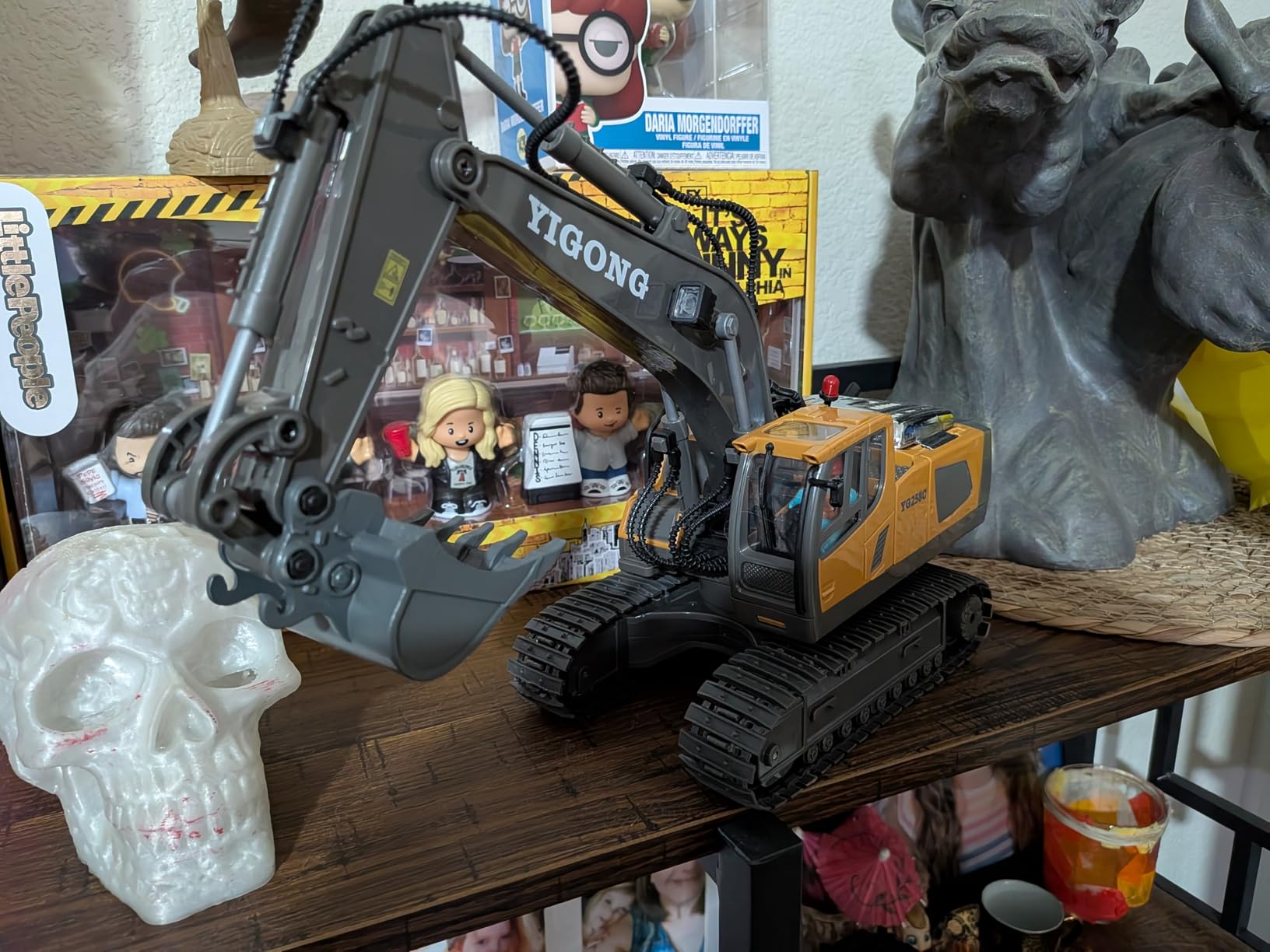 Remote Control Excavator Toy, 11CH 2.4GHz Excavator RC Construction Vehicle | RC Sand Digger with Light, 2 Batteries, Metal Construction Truck Toys for Kids customer photo 1