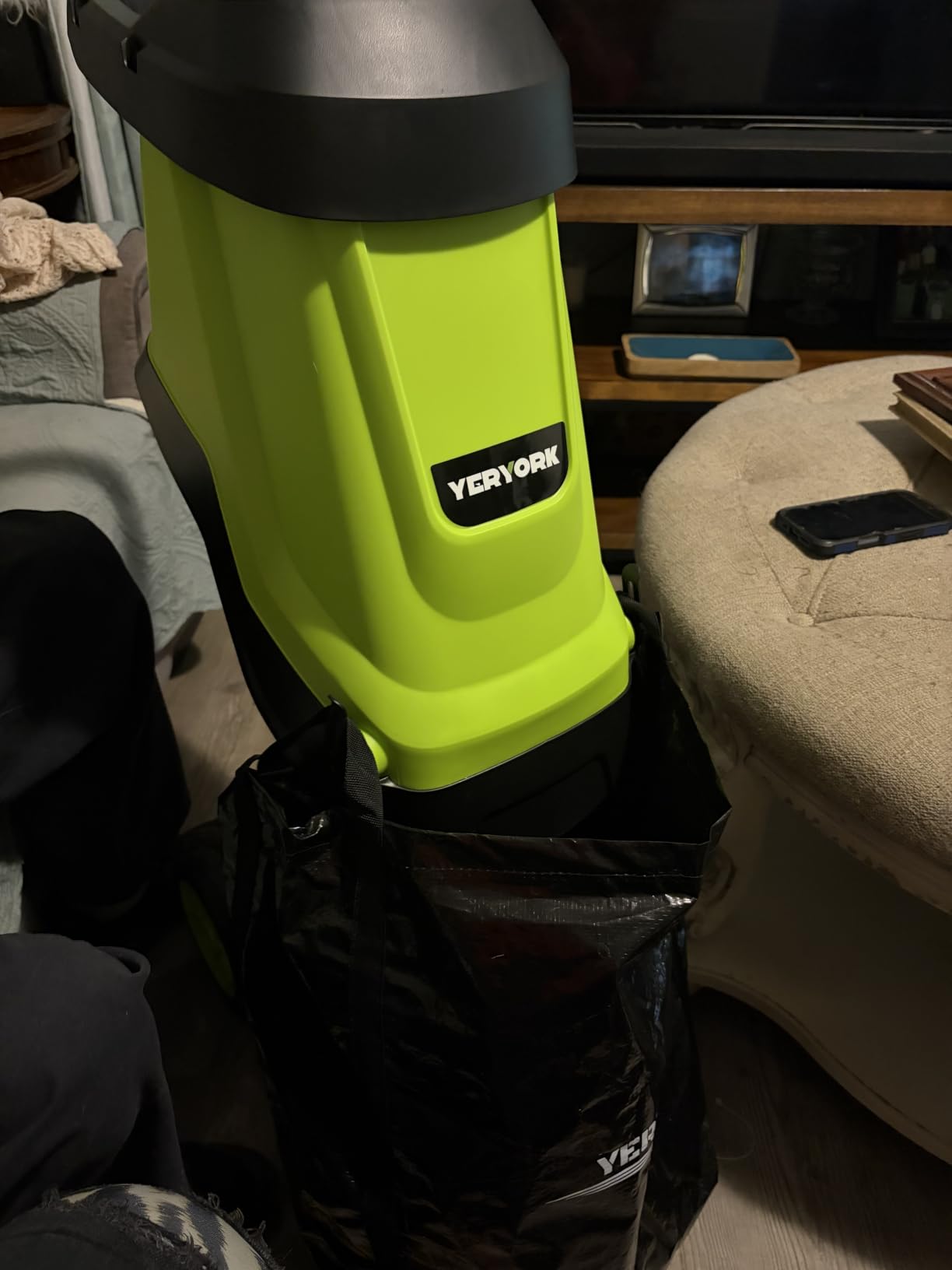 Yeryork Wood Chipper, 15-Amp 1.8