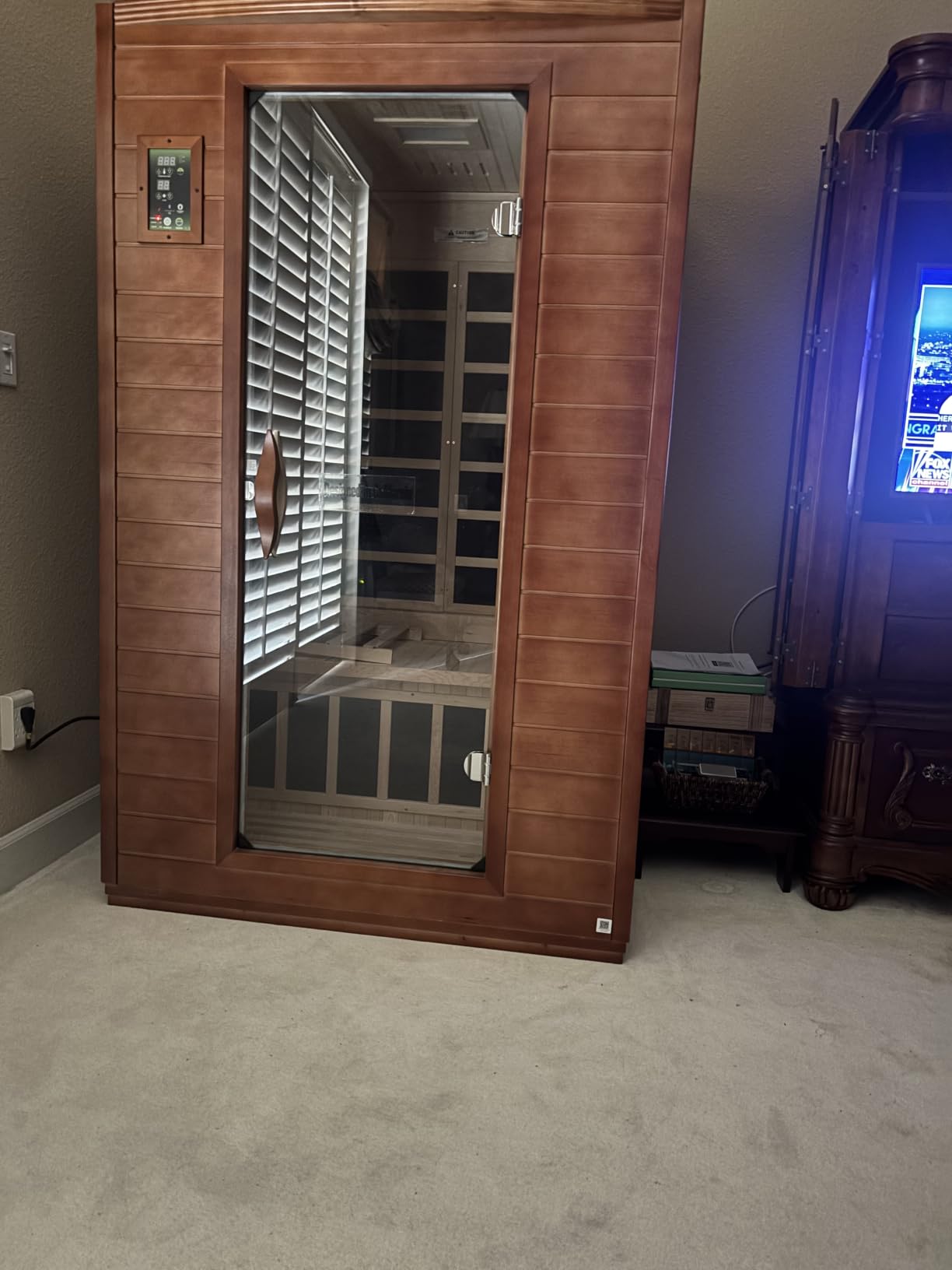 DYNAMIC SAUNAS Elite 1-Person Infrared Sauna with Red Light Therapy | 1-Person Compact Indoor Dry Heat Sauna for Home & Gym, Low EMF FAR, Bluetooth, Pacific Cedar customer photo 1