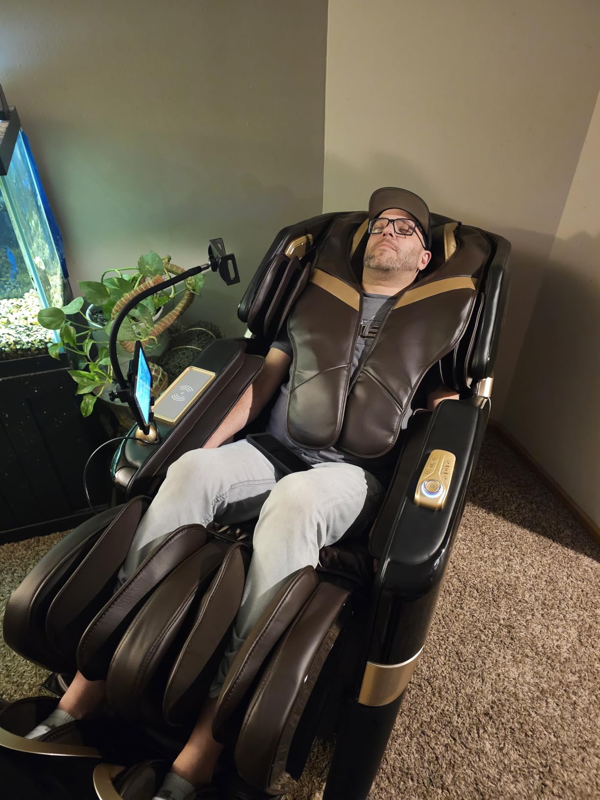 KoziSense KZ-313 Heated Jade Roller Full Body Massage Chair | 3D Rollers with Heated Jade Rollers, Spacious Wide-Seat, Deep Zero Gravity, 12 Auto Modes, 6 Manual Modes, 6 Custom Modes customer photo 2