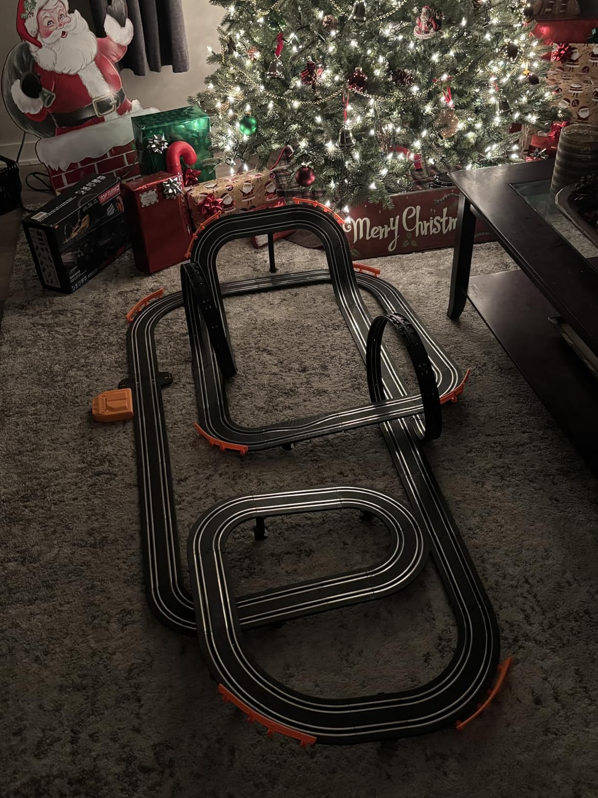 Slot Car Race Track with 4 High-Speed Racing Cars Battery or Electric Race Car Toy for Kids Boys, Dual Racing Game 2 Hand Controllers Toys for Girls Children Age 6,7,8-12 Years Old customer photo 1
