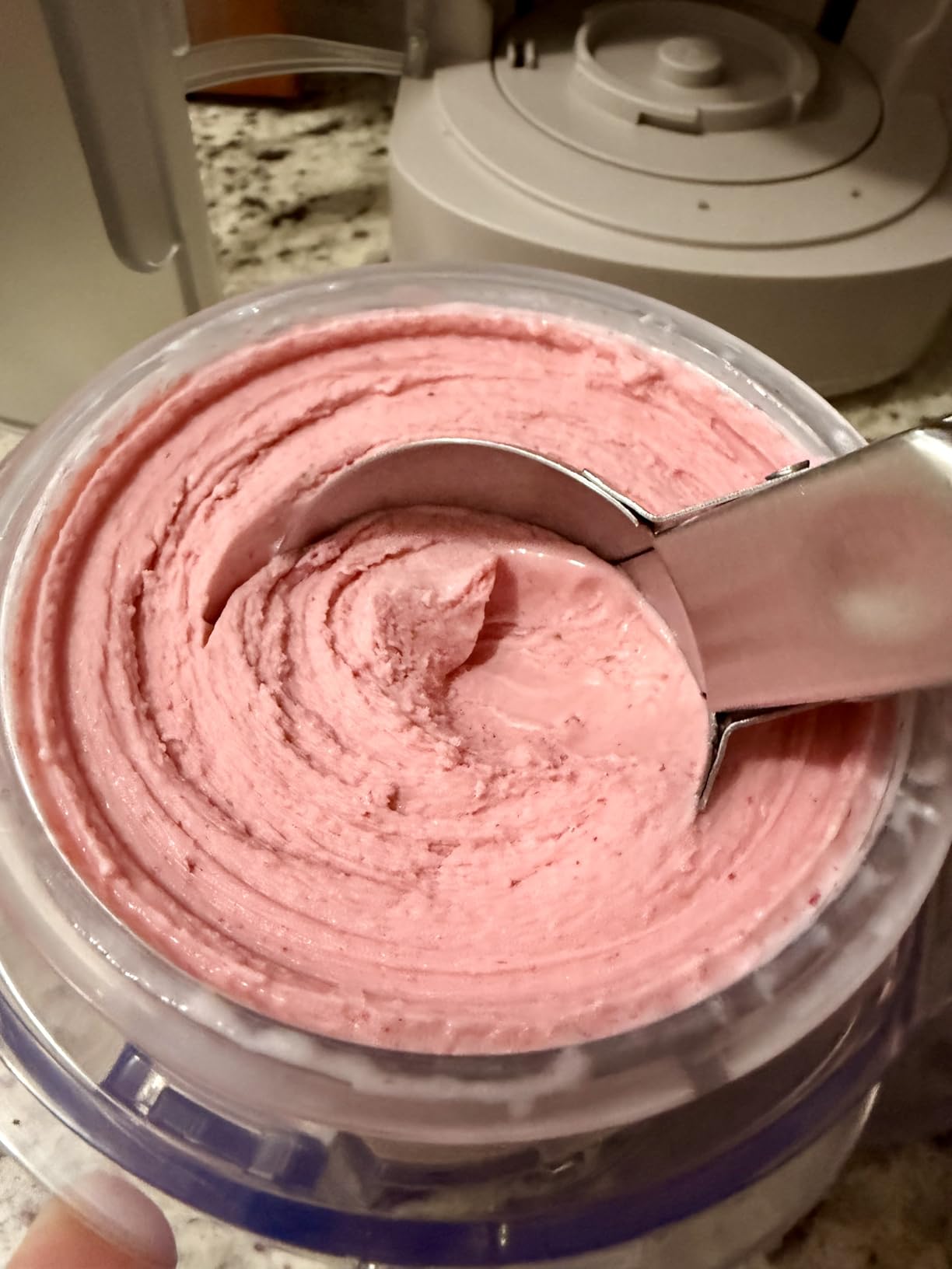 BLACK+DECKER Perfect Pint Family Ice Cream Maker customer photo 1