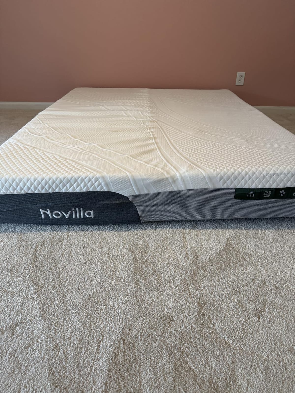 Novilla Bliss Cooling Queen Mattress, 14 Inch Gel Queen Memory Foam | Mattress in a Box with Cool-Touch Nylon Cover, Pain Relief & Spinal Support with CertiPUR-US Certified Foam customer photo 2