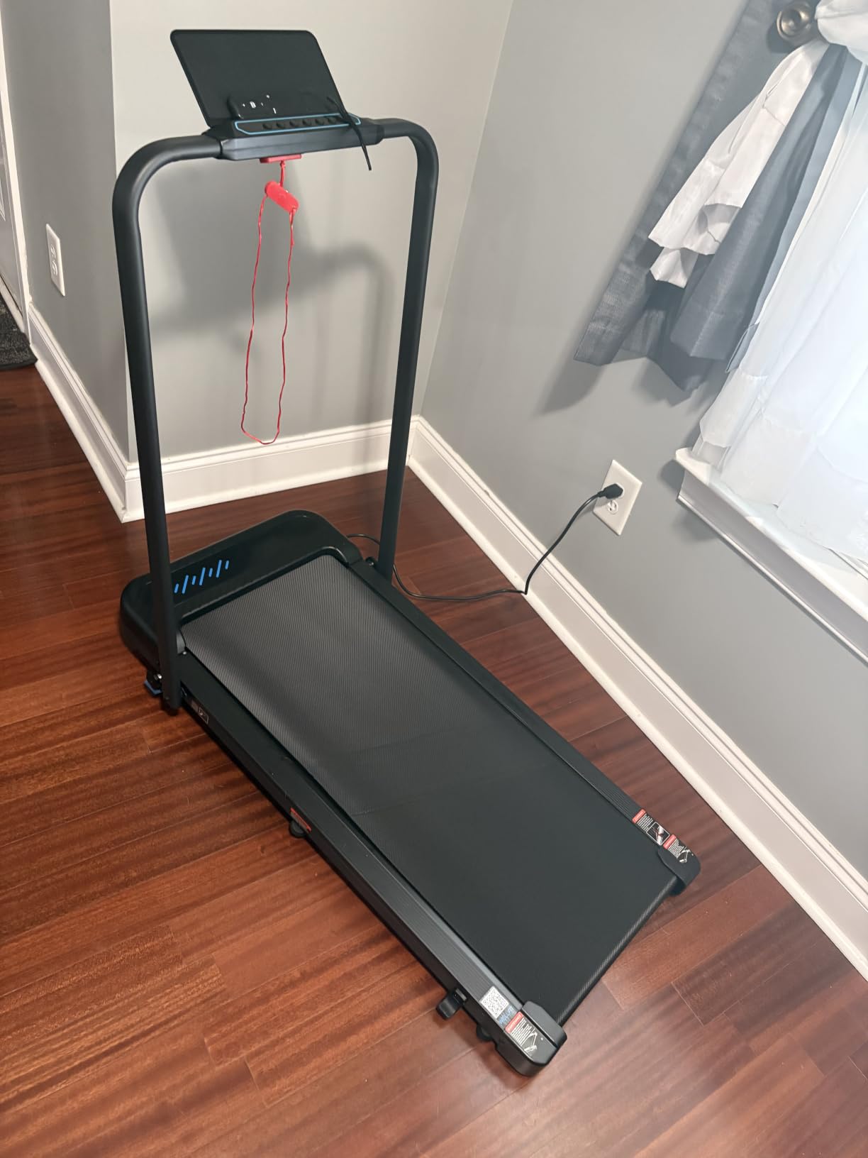 Cardirun Walking Pad with Incline and Stable Handle Bar, Foldable Treadmill | 350+ lbs Capacity, 3.0HP Quiet Under Desk Treadmills for Home, Portable Treadmill with APP, Remote Control and LED Display customer photo 2