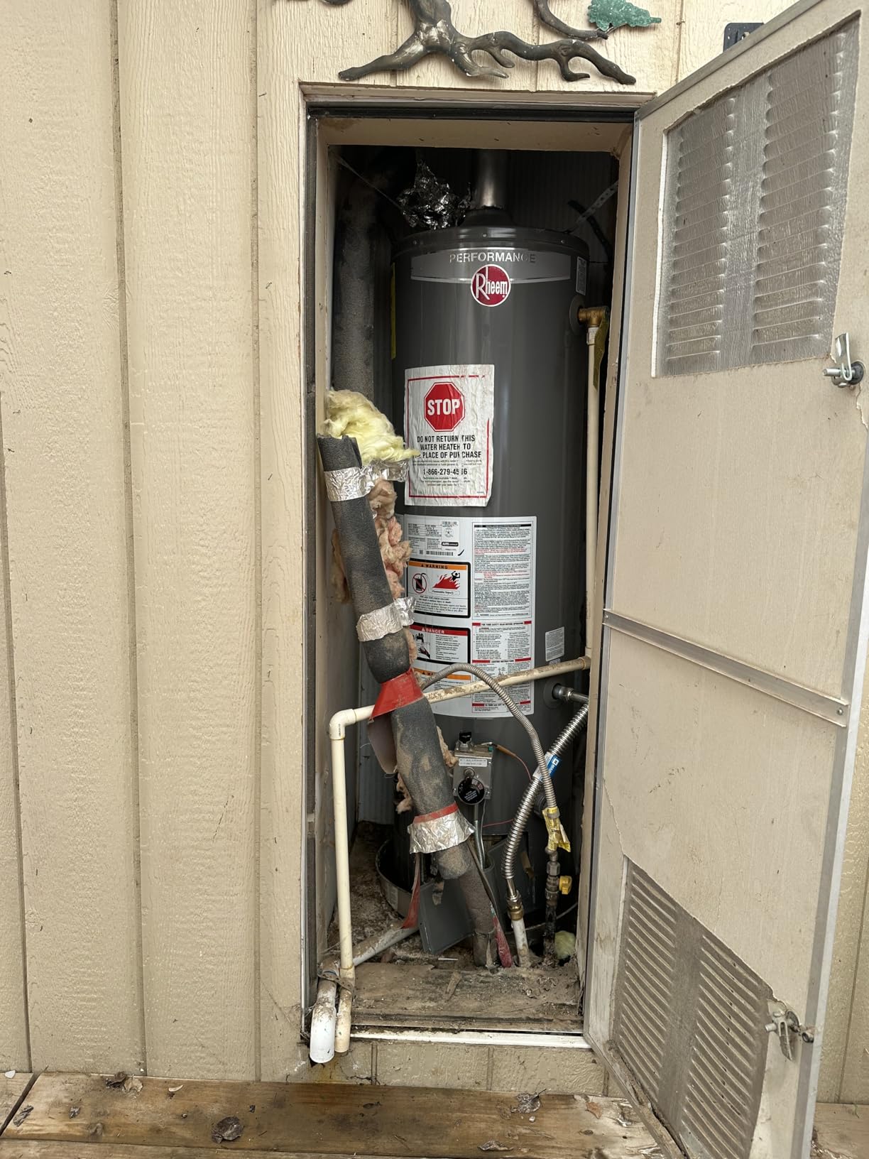 MIZUDO Natural Gas Tankless Water Heater, 199,000 BTU, Indoor | 10.3 GPM High Flow, Whole-Home Endless Hot Water, 5-7 Outlets, WiFi & App Control, CSA Certified, 95-149°F, Anti-Freeze customer photo 2