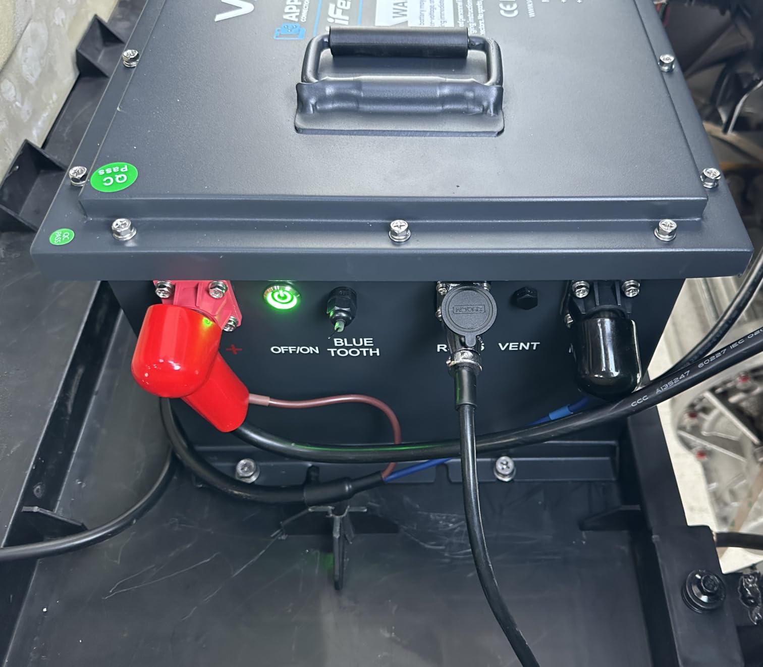 VATRER POWER 48V 105Ah Lithium Golf Cart Battery, UL2271 Certified customer photo 1