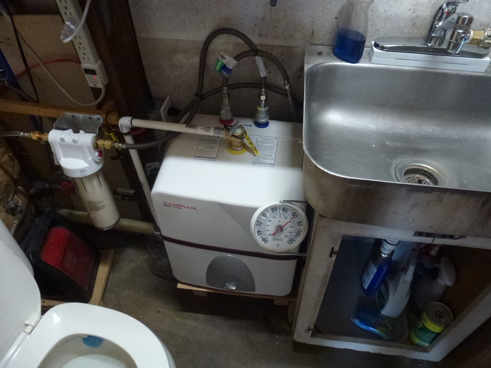 CAMPLUX Tankless Water Heater Electric 6kW at 240 Volts, Point of Use Instant Hot Water Heater CSA Approved with Temperature Display, Under Sink Self Modulating Technology, White customer photo 2