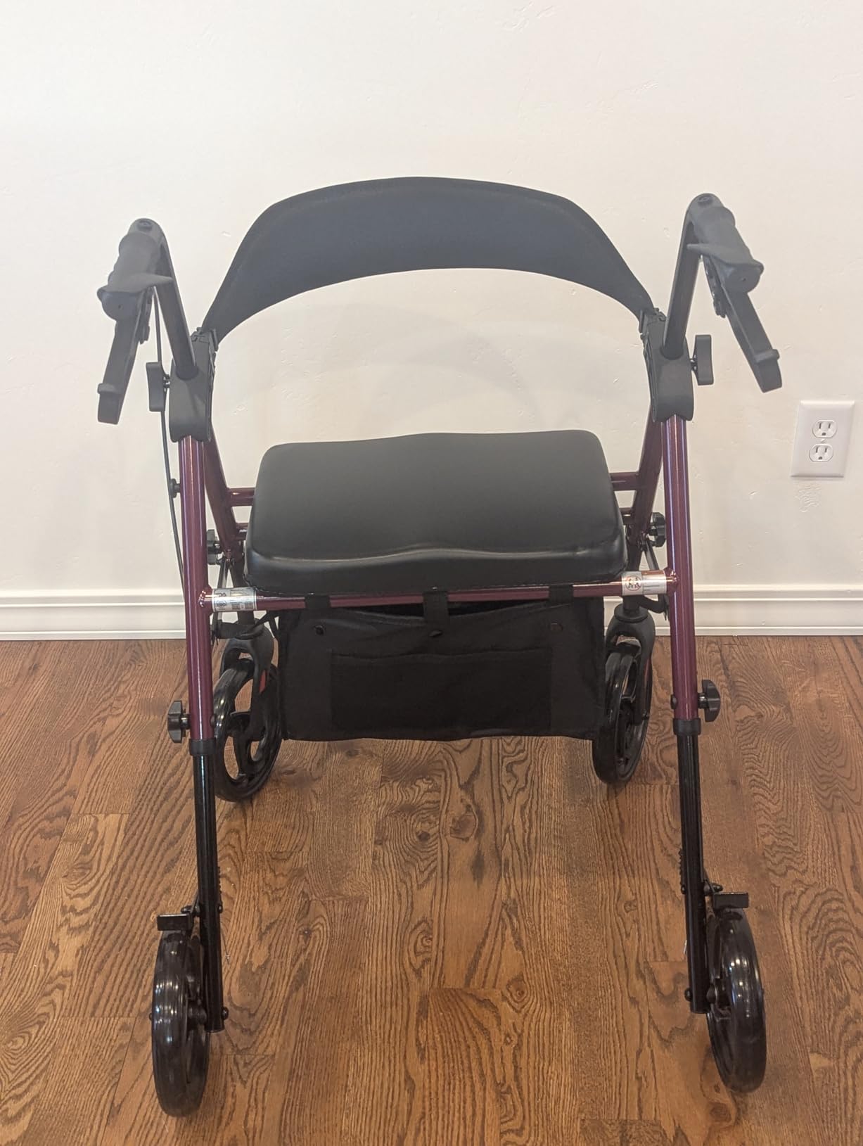 soundfuse Foldable Rollator Walkers for Seniors with 16