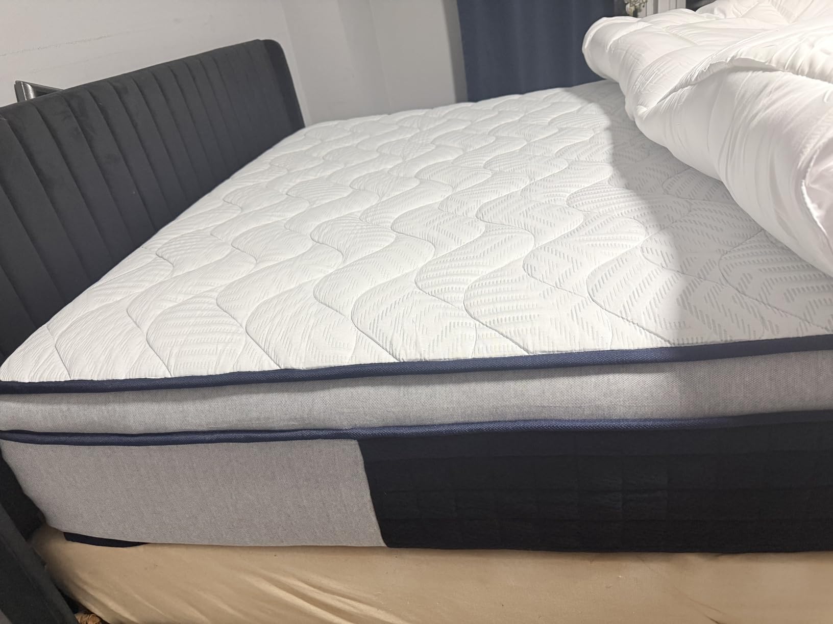 Queen Mattress 14 Inch Medium Firm, Deep Sleep Hybrid Mattress for Lumbar Support & Back Side Sleepers, Pain Relief Mattresses in a Box with Pocket Springs & Cooling Gel - 365-Night Trial, CertiPUR-US customer photo 1