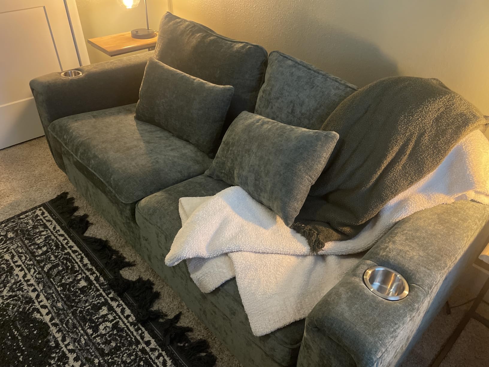 Pull Out Sofa Bed, No Cushion Removal, Queen Sleeper Sofa with USB Fast Charging, Memory Form Mattress, 2-in-1 Convertible Comfy Loveseat Couch Bed for RV, Apartment, and Small Spaces (Green) customer photo 1